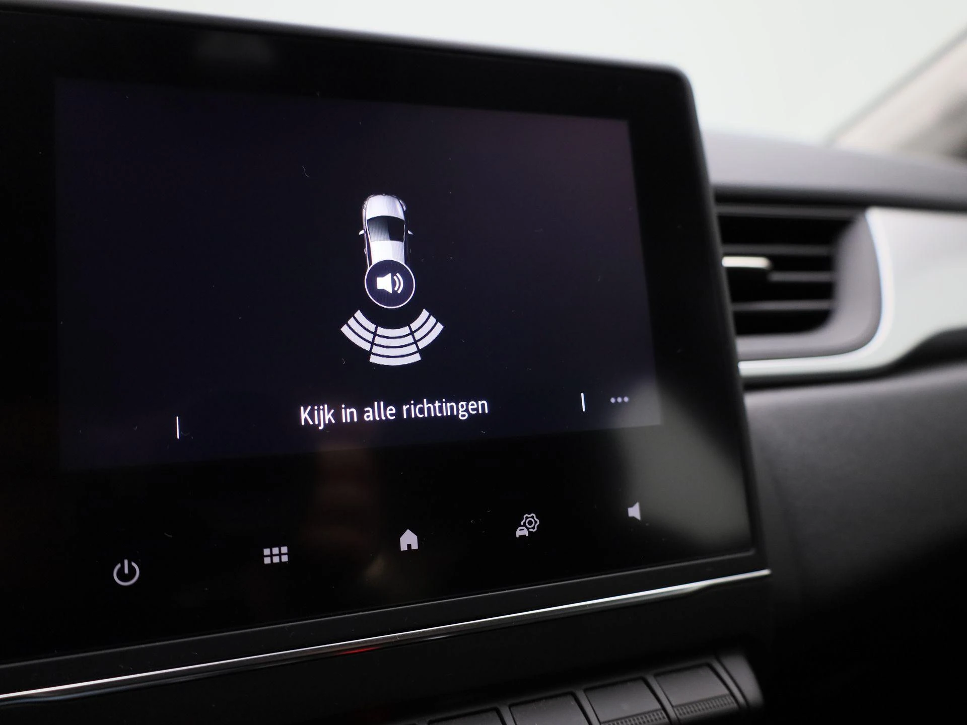 Renault-Captur-image-24
