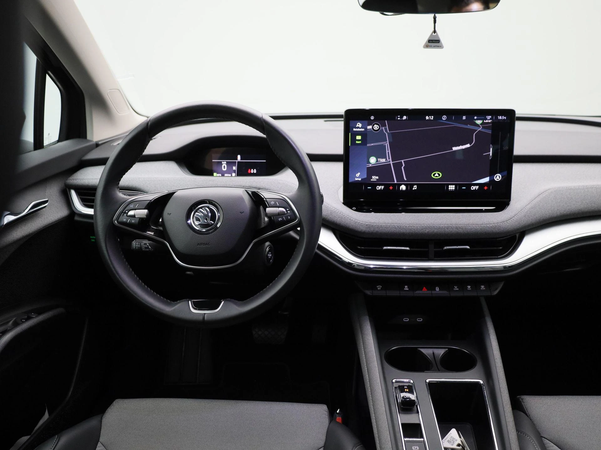 Škoda-Enyaq iV-image-6