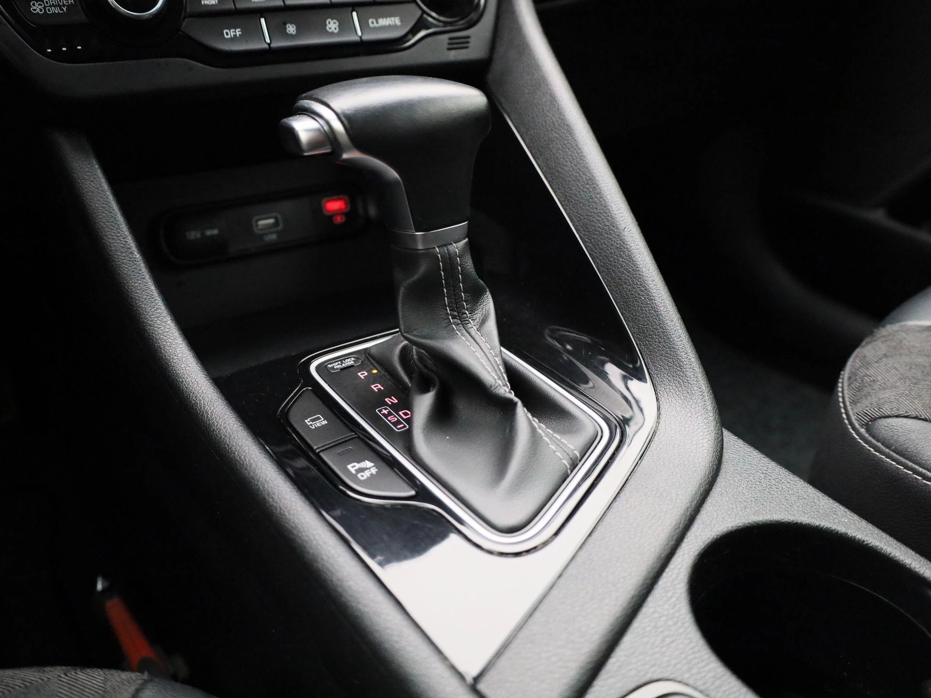 Kia-Niro-image-22