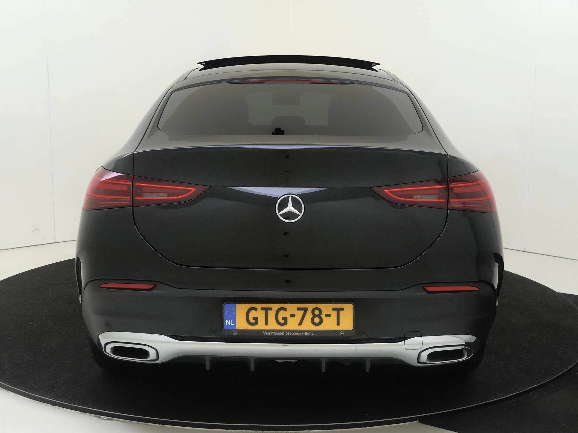 Mercedes-Benz-GLE-image-7
