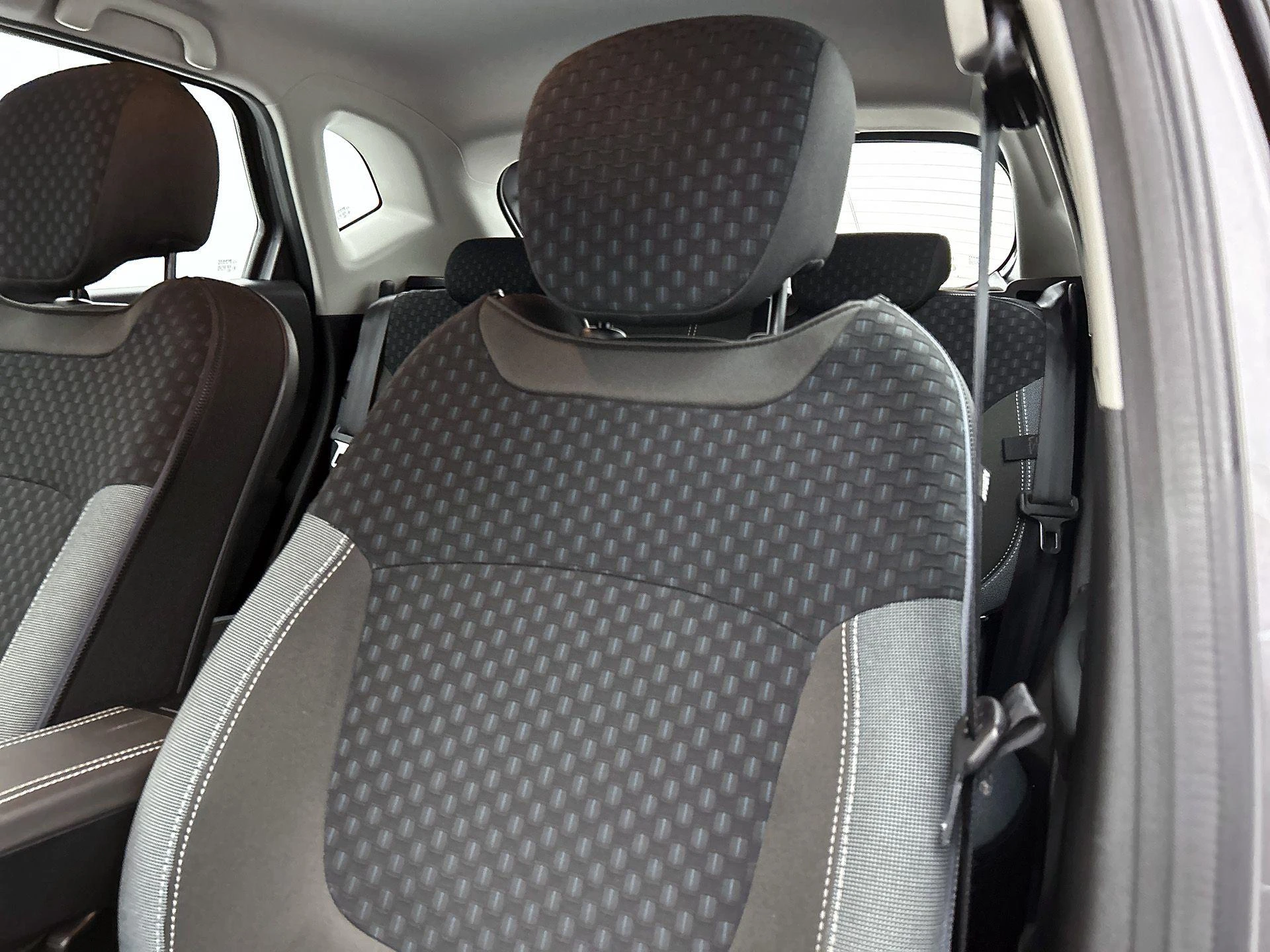 Renault-Captur-image-10