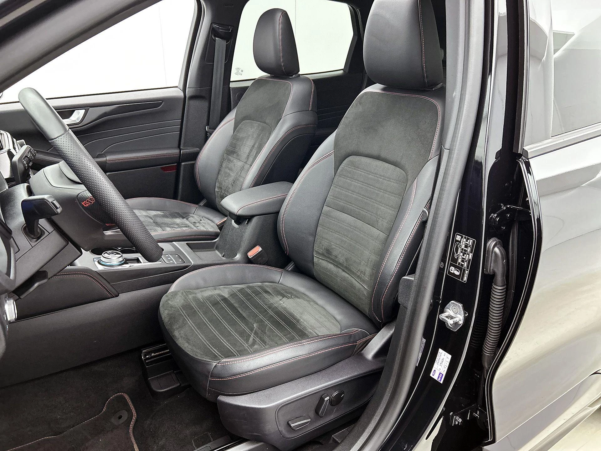 Ford Kuga 2.5 PHEV ST-Line X