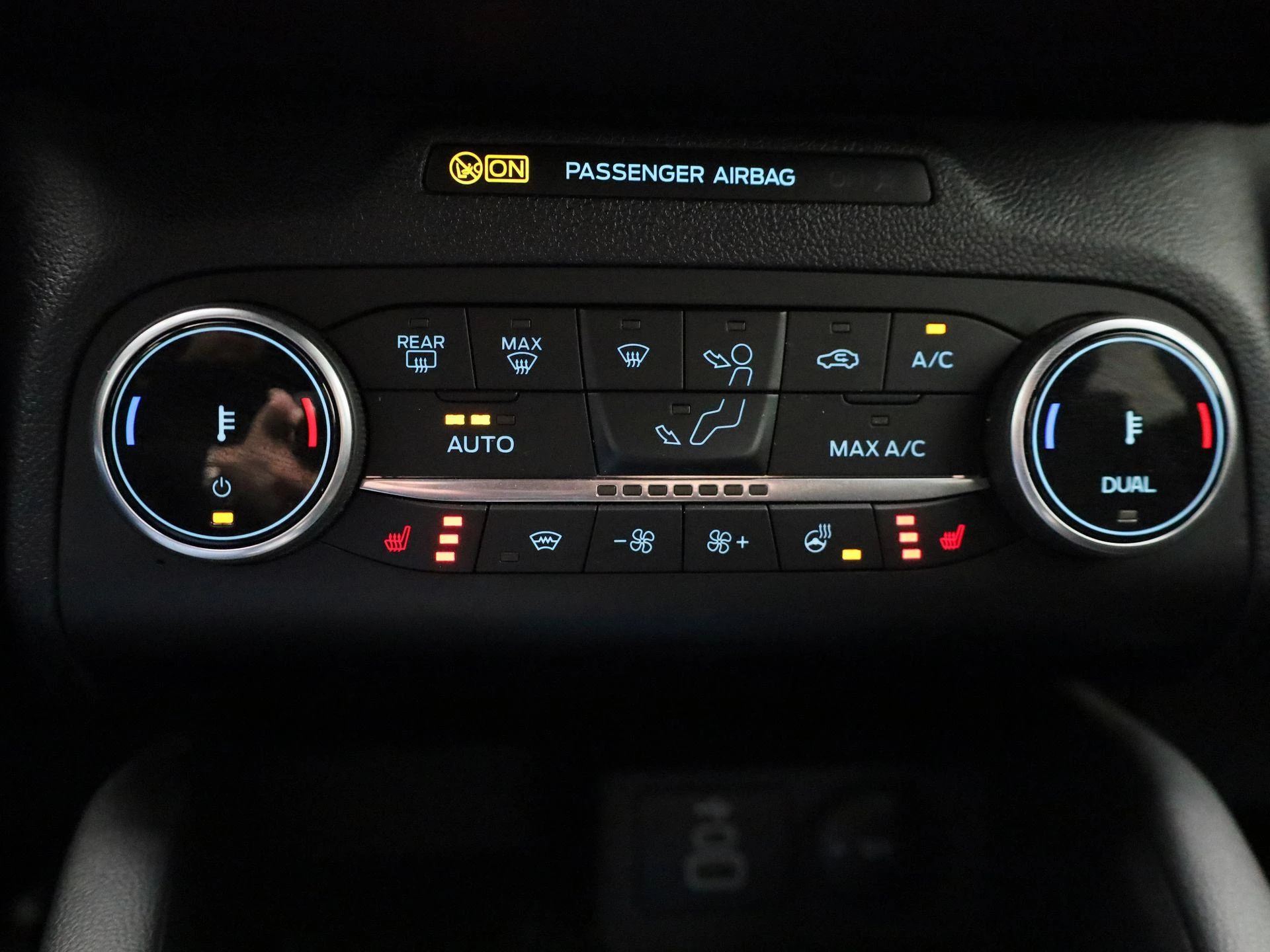 Ford-Kuga-image-25