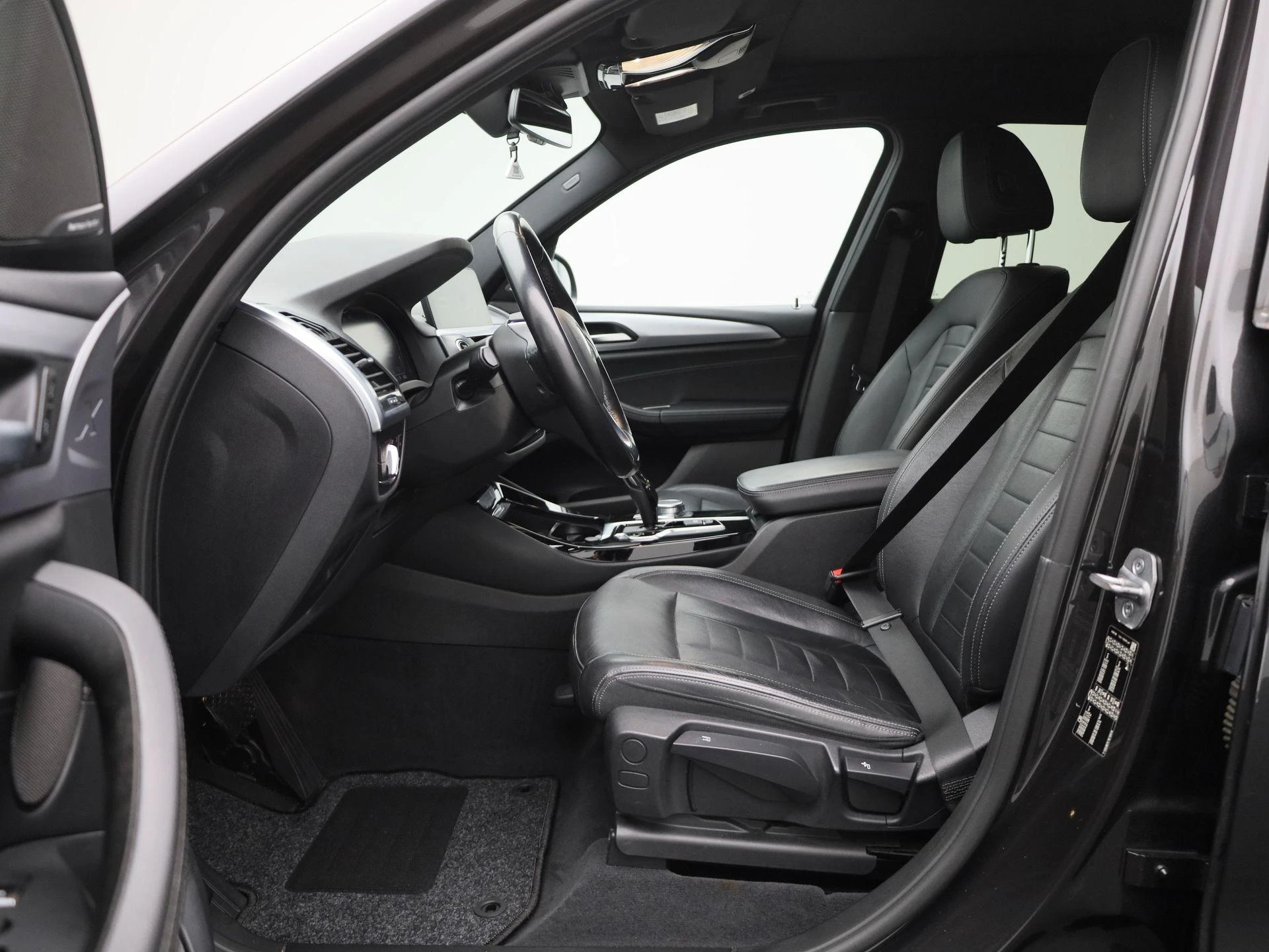 BMW-X3-image-10