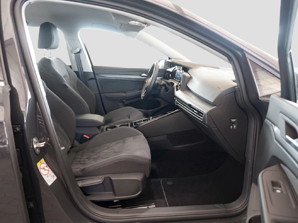 Volkswagen Golf 2.0 TDI DSG Style