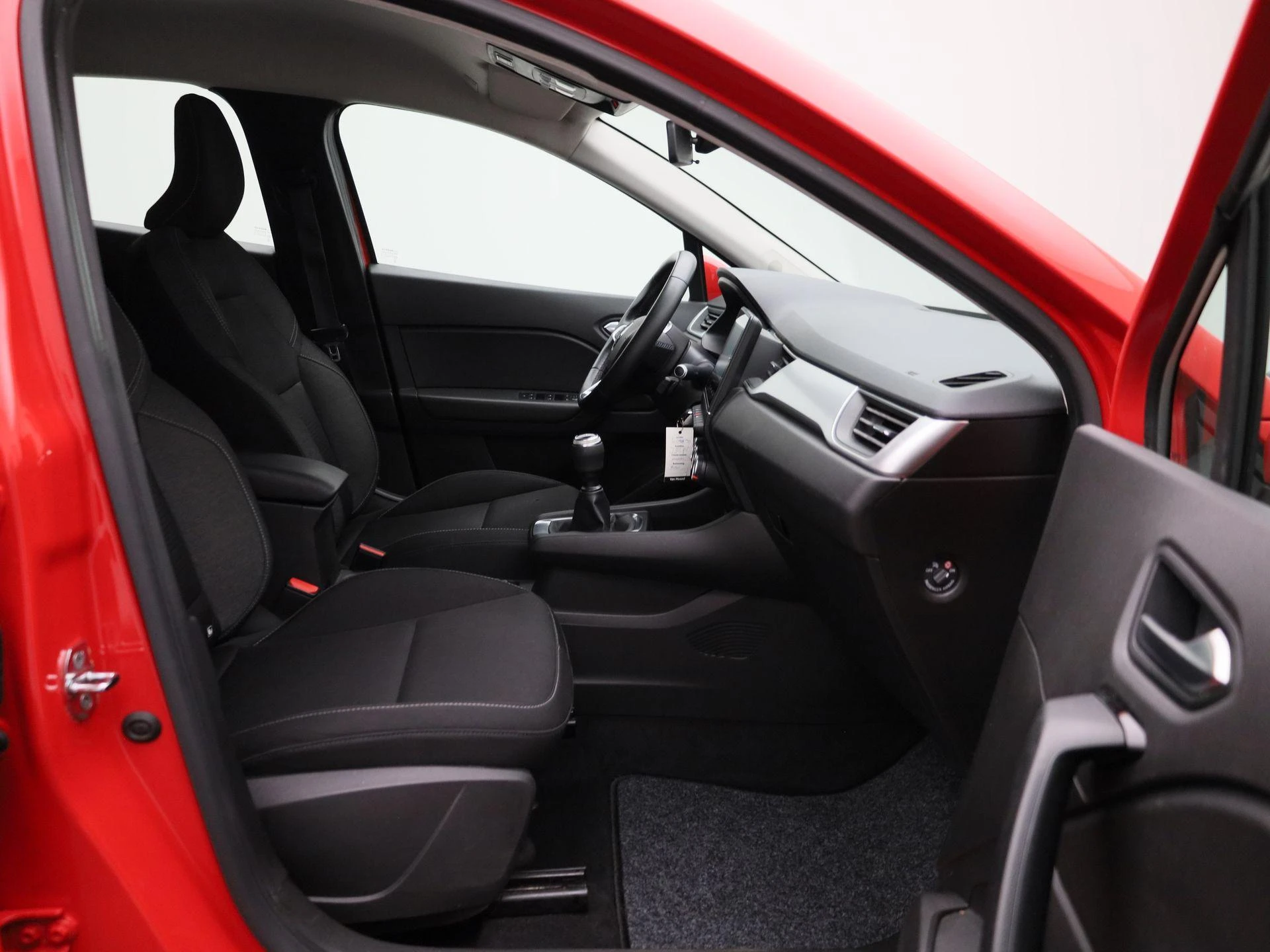 Renault-Captur-image-29