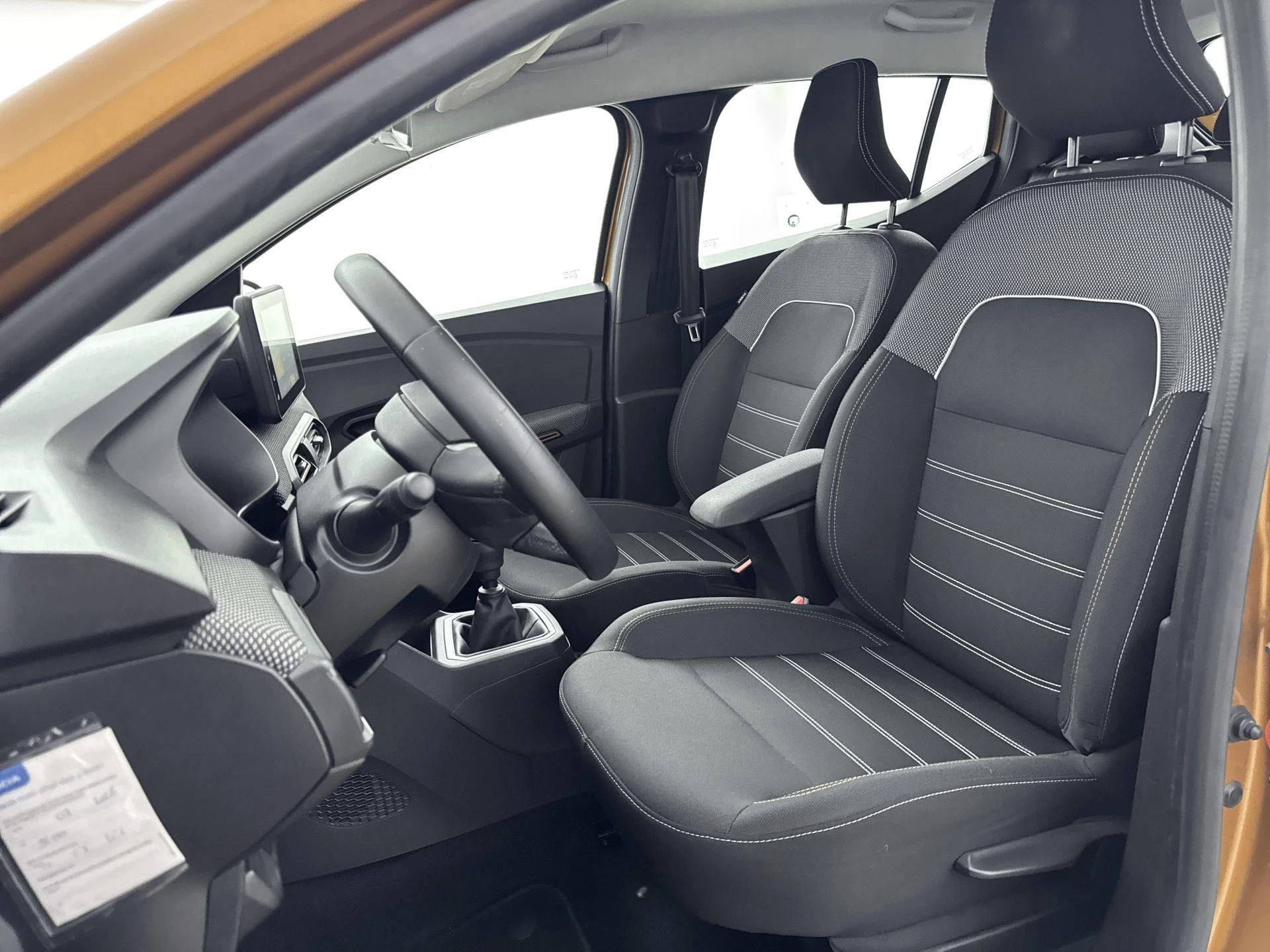 Dacia-Sandero Stepway-image-21