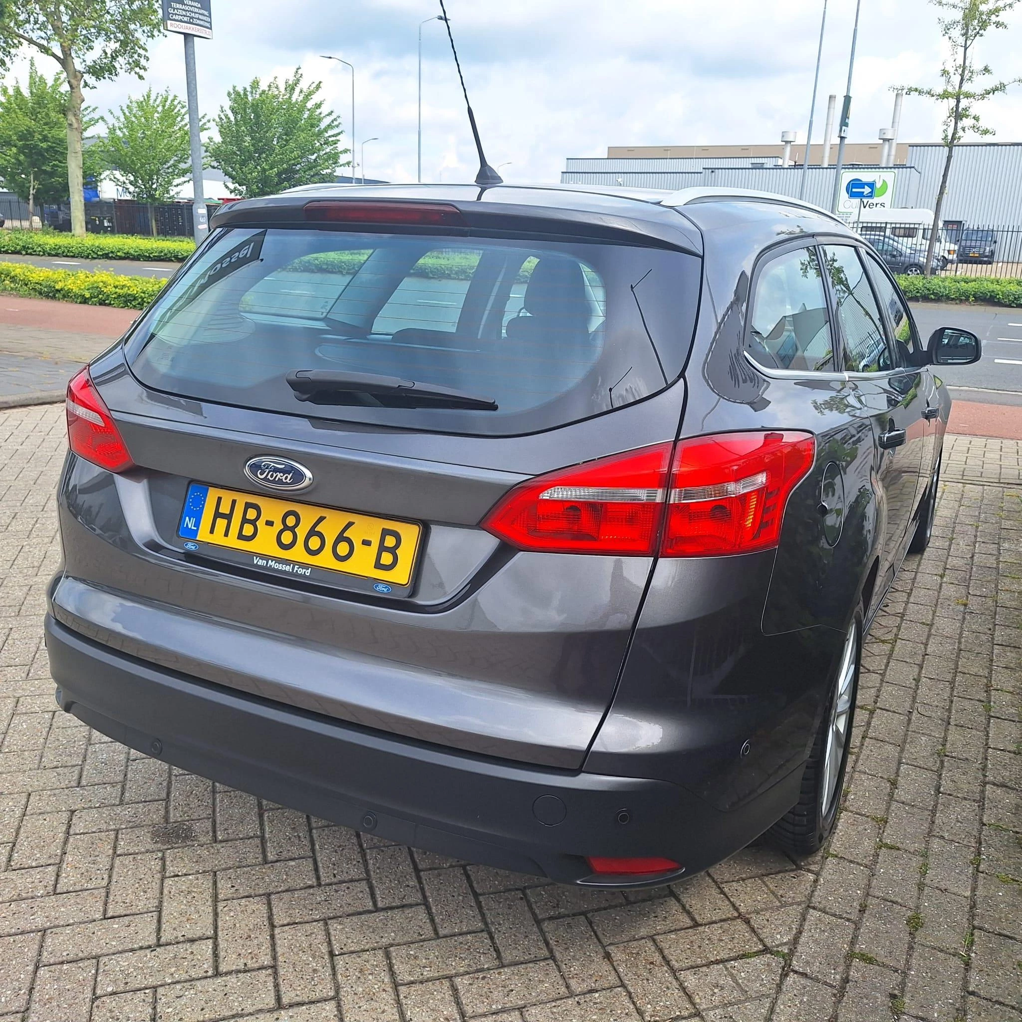 Ford Focus Wagon 1.0 Titanium Edition 125pk