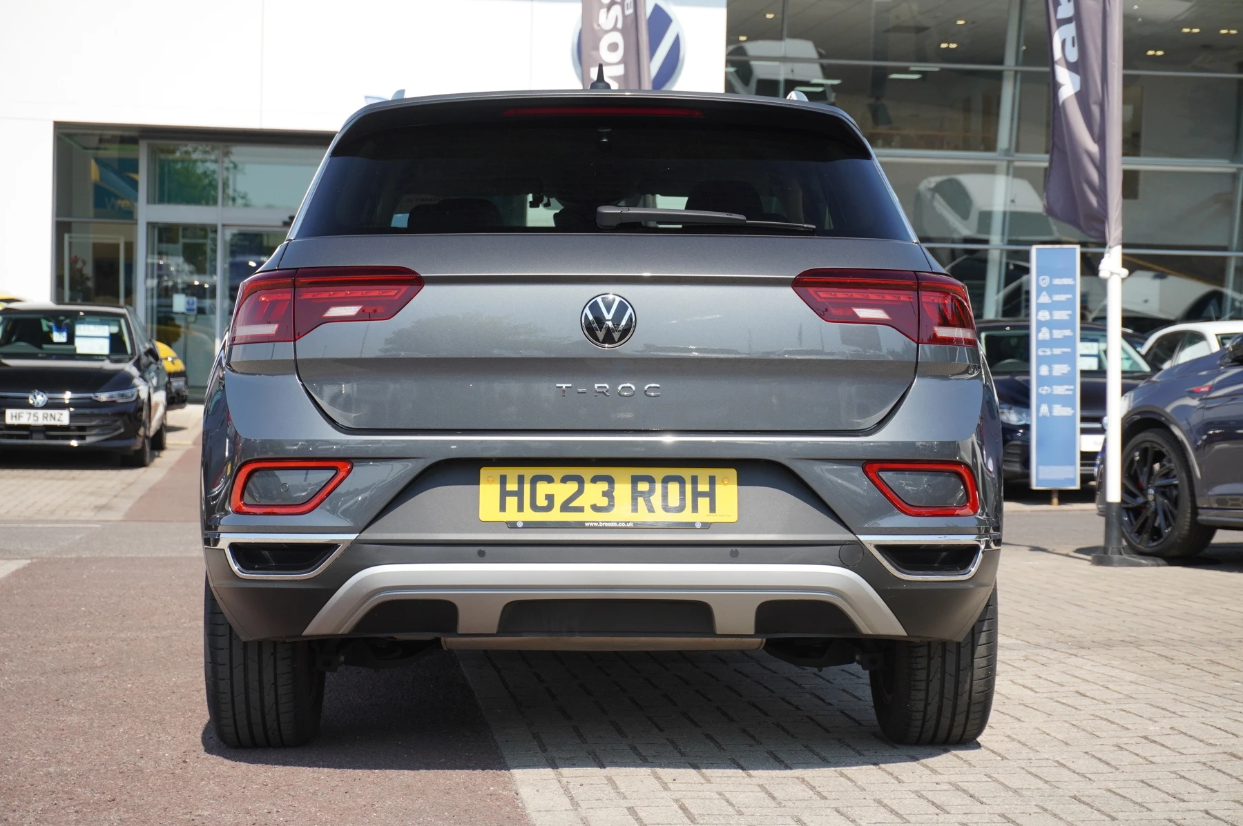 Volkswagen-T-Roc-image-14