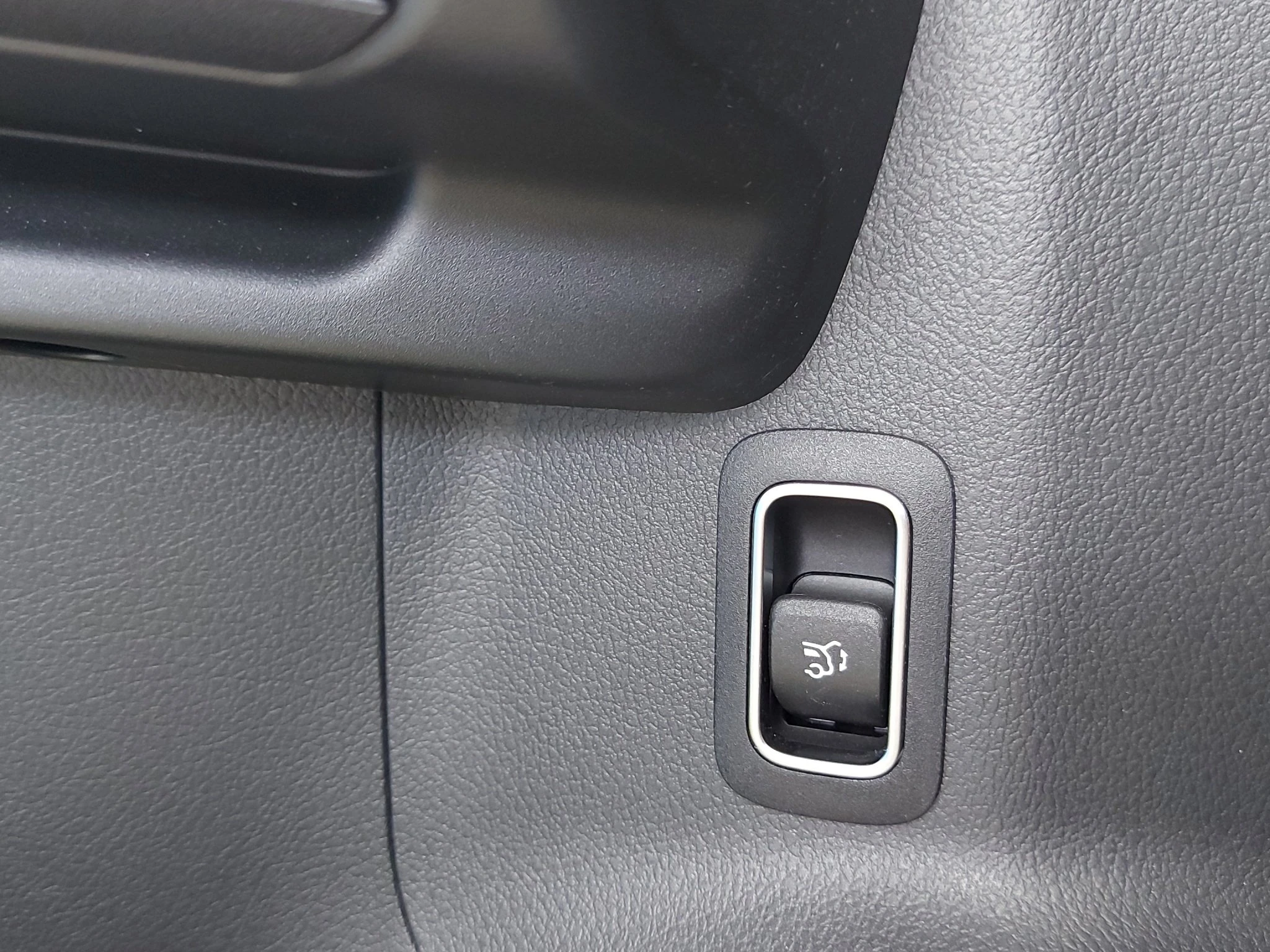 Mercedes-Benz-B-Klasse-image-19