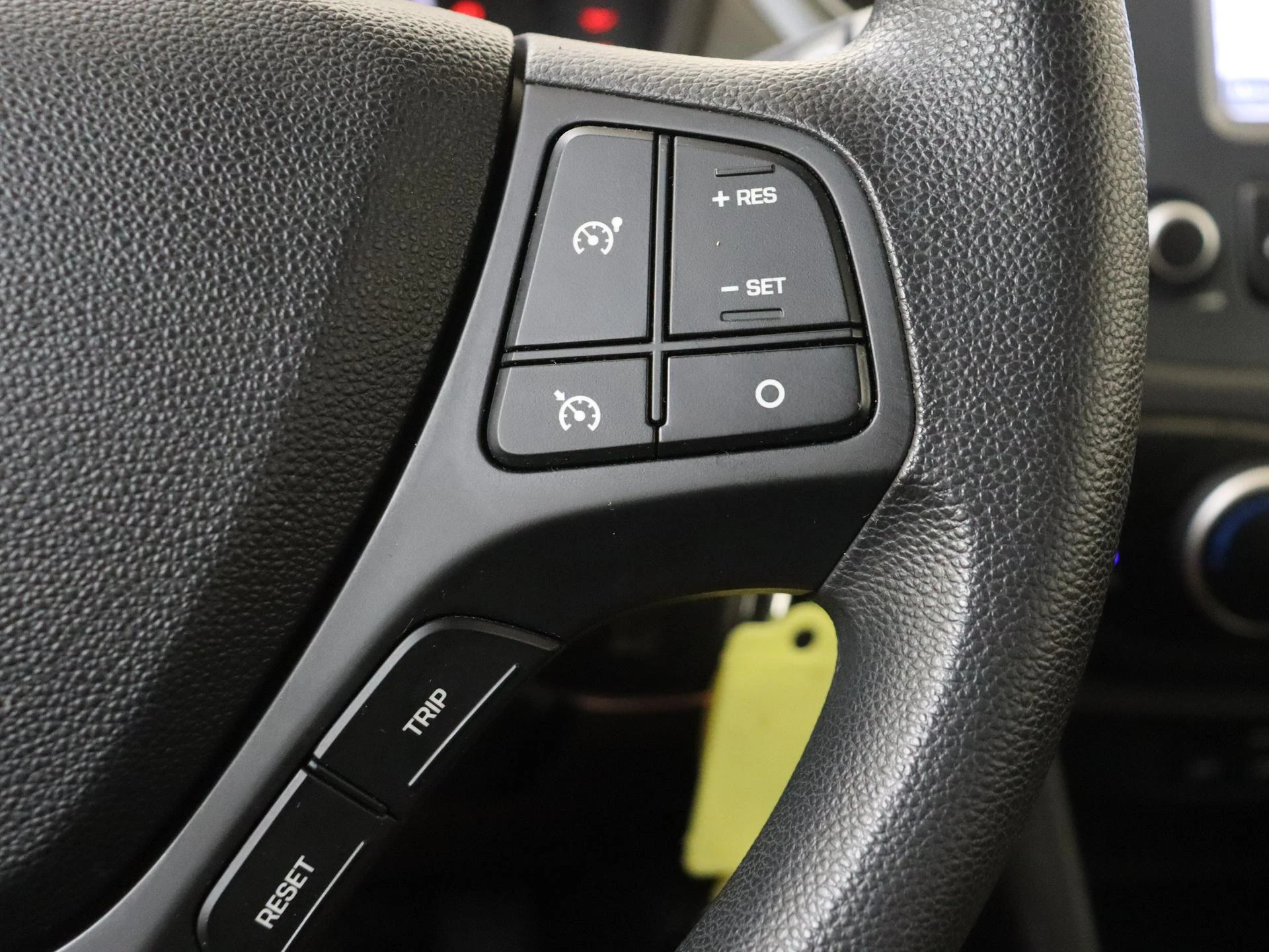 Hyundai-i10-image-13
