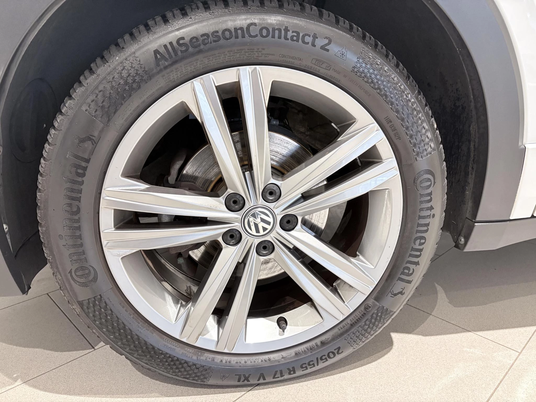 Volkswagen-T-Cross-image-1