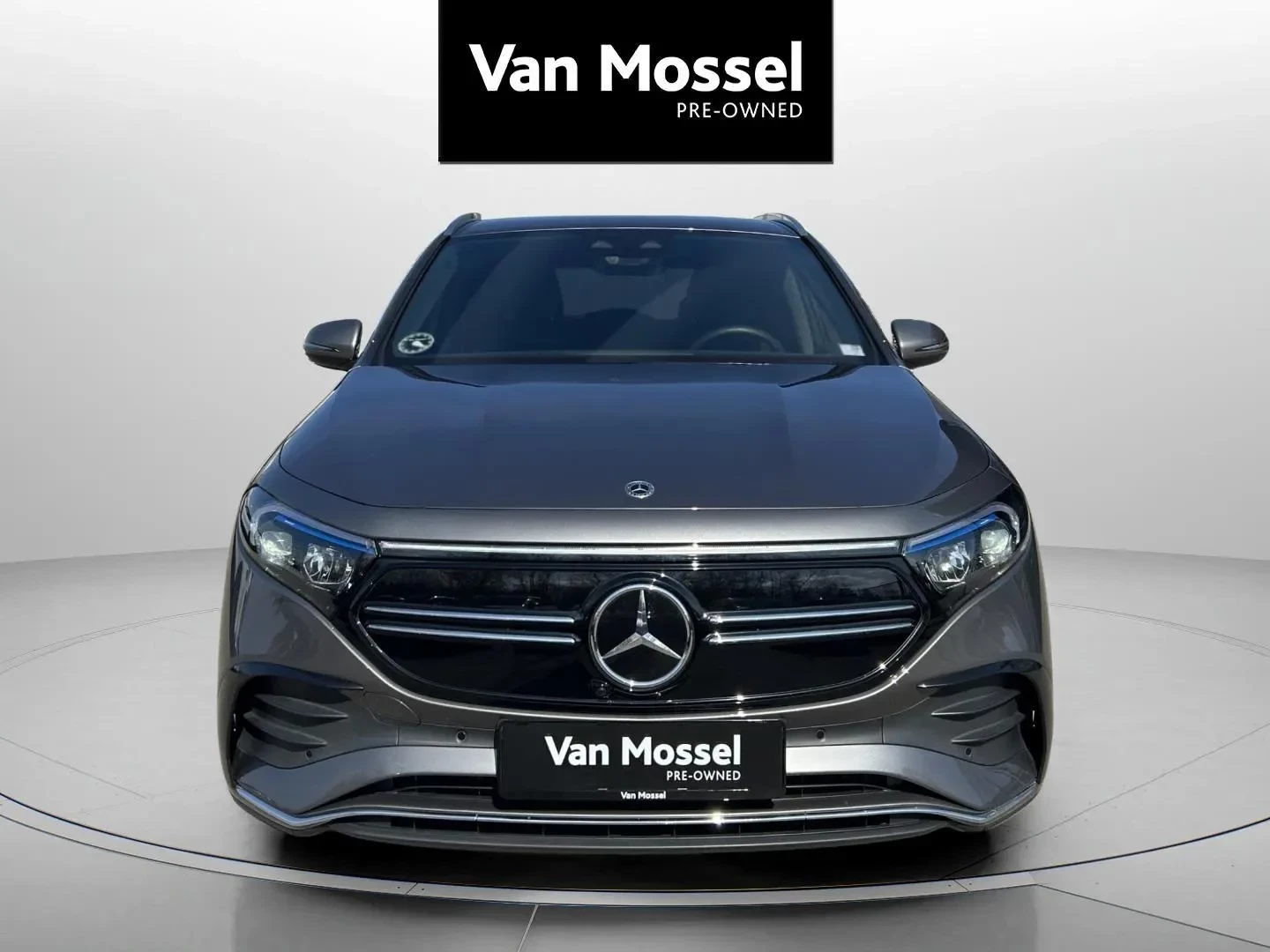 Mercedes-Benz-EQA-image-1