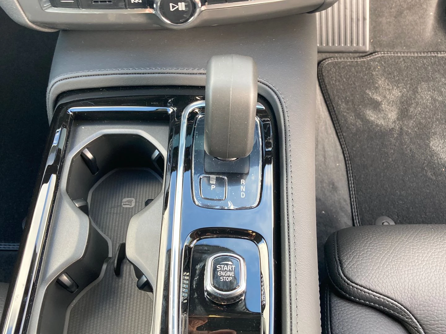 Volvo-V90-image-11