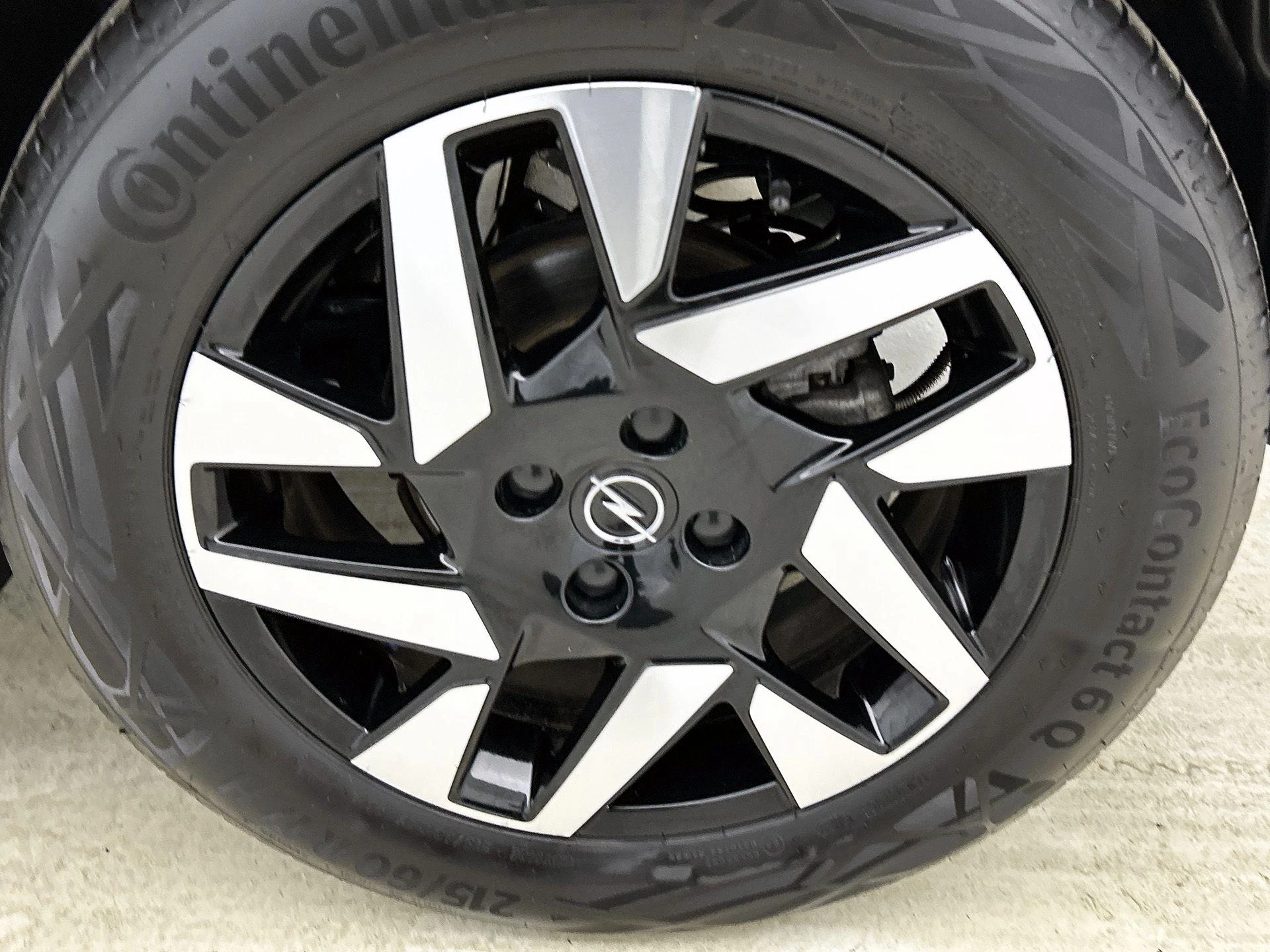 Opel-Mokka-e-image-32