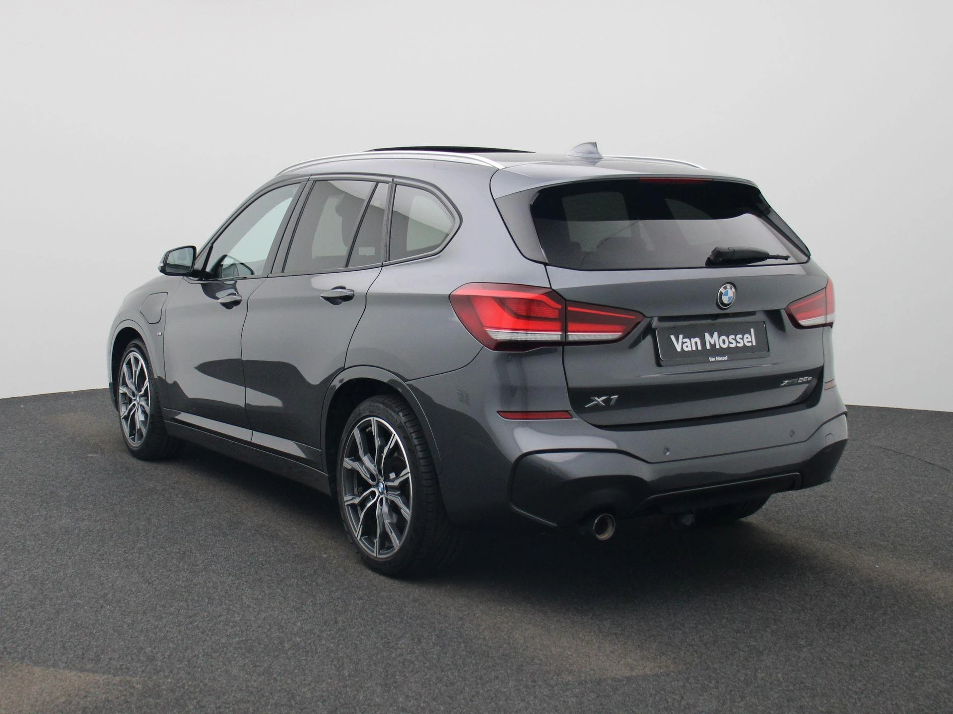 BMW-X1-image-3