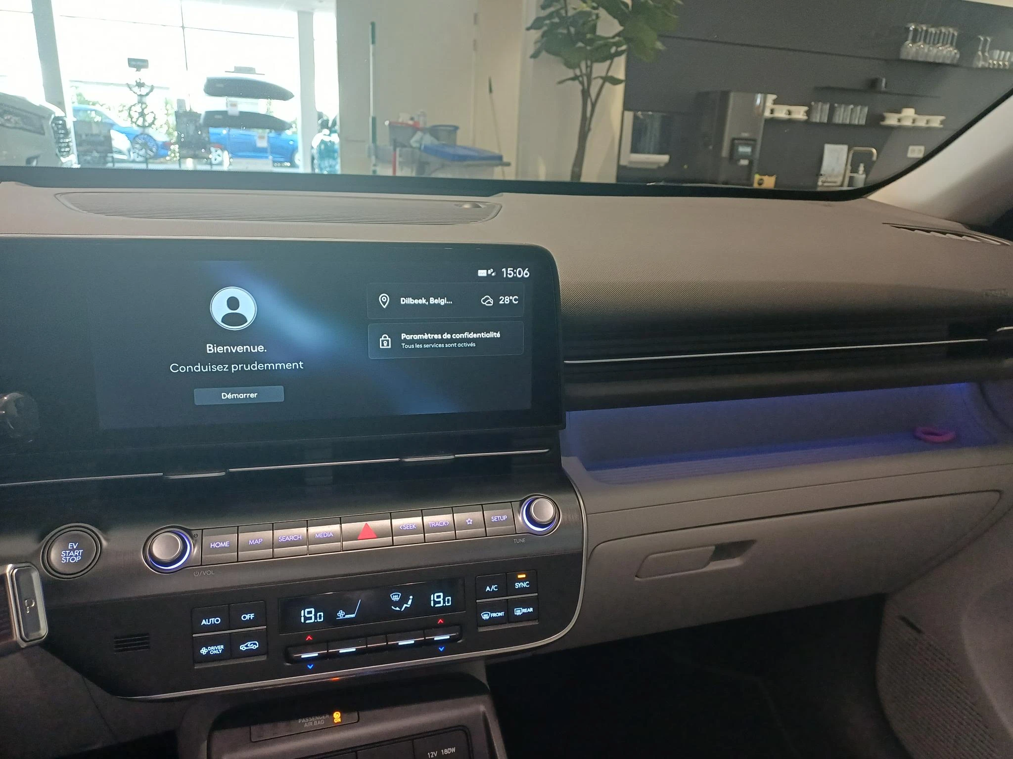 Hyundai-Kona-image-13