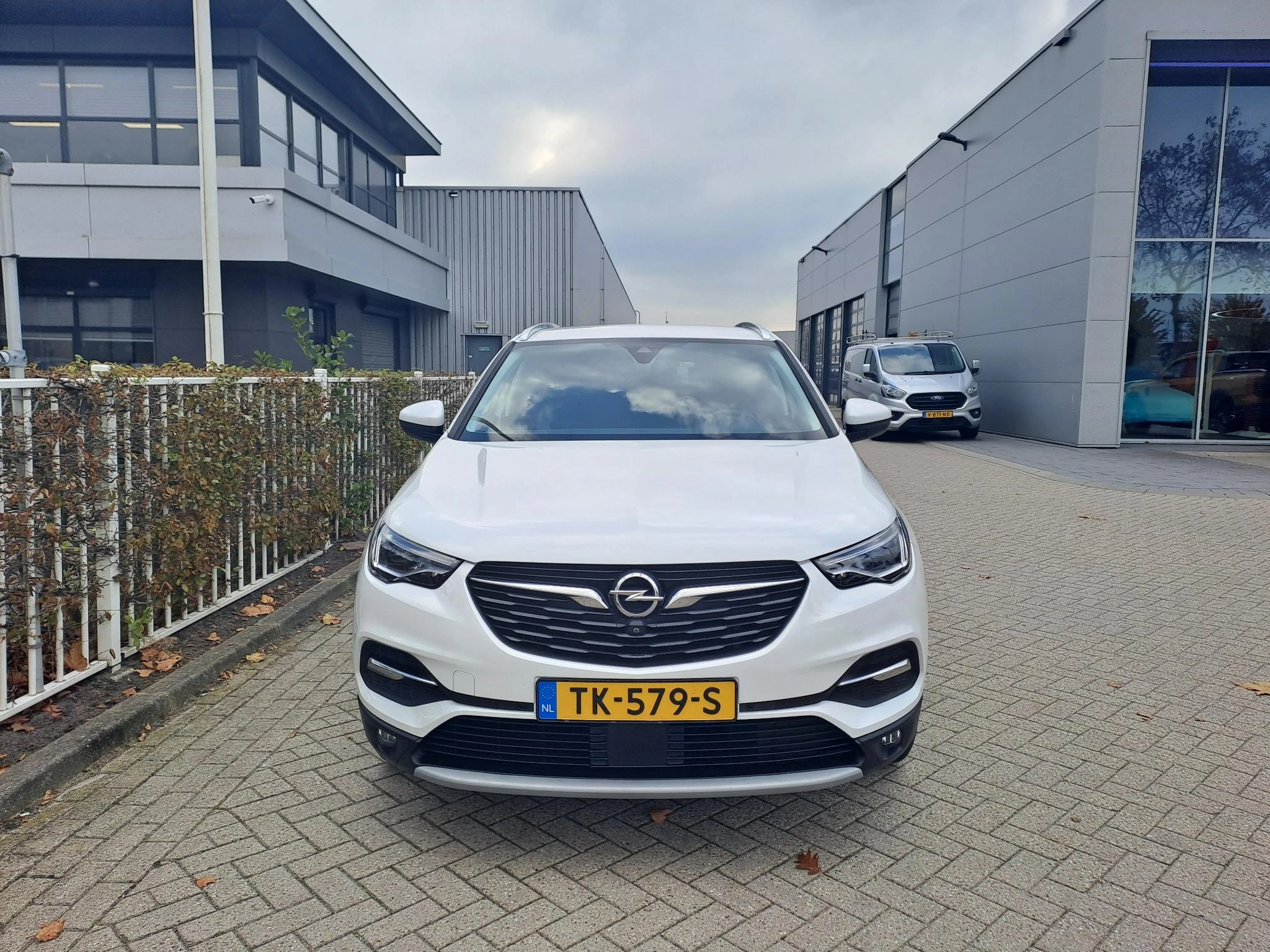 Opel-Grandland X-image-1