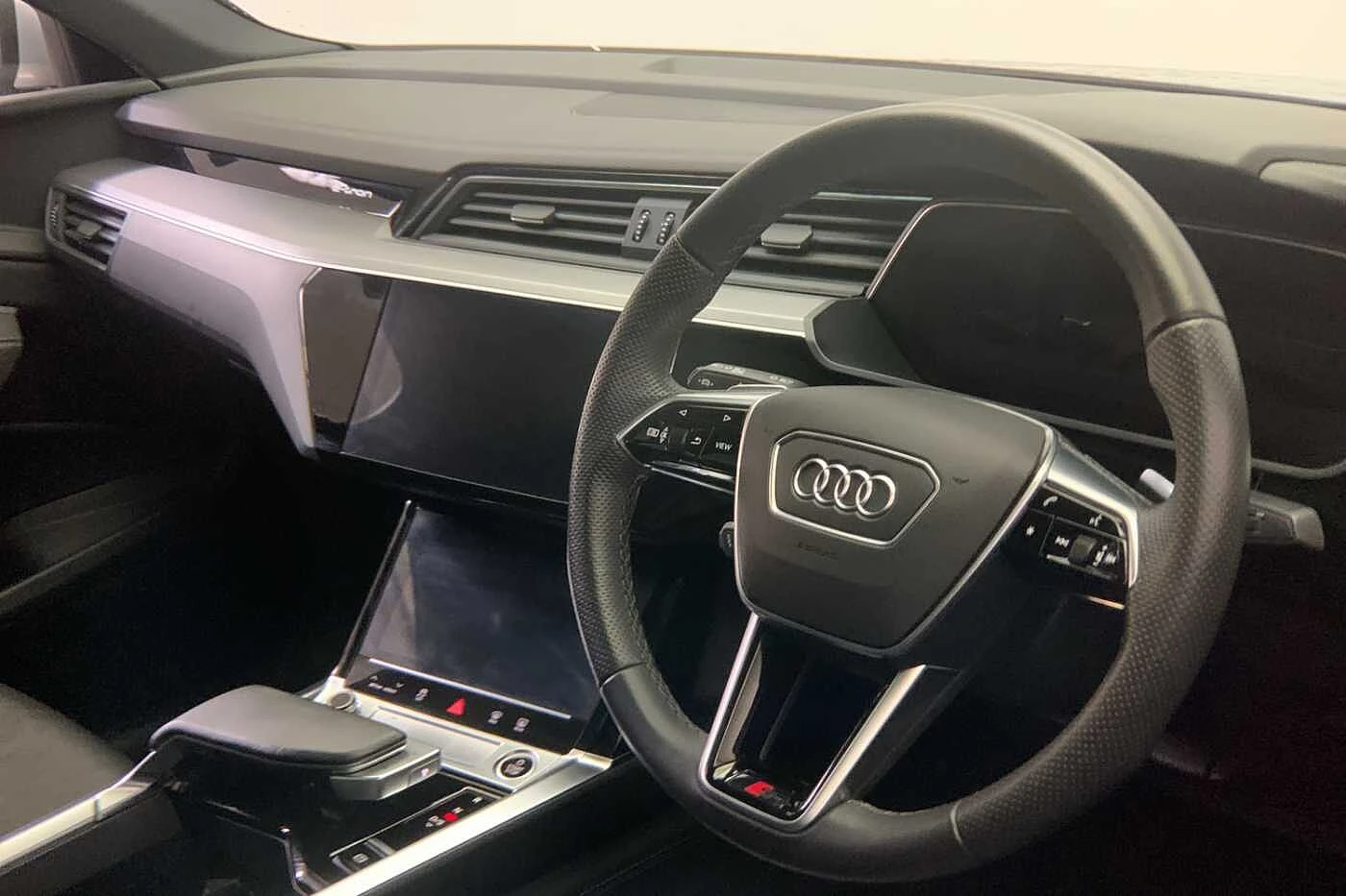 Audi-e-tron-image-5