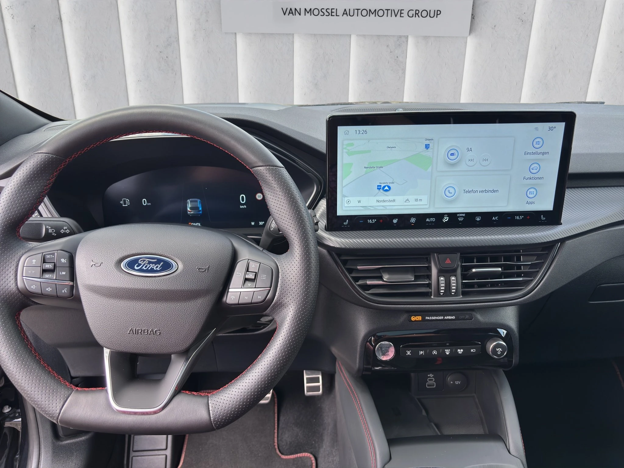 Ford Kuga ST-Line X Aut.*PANO*AHK*360GRAD*LED-MATRIX*NAVI*GRA*WINTER-PKT..
