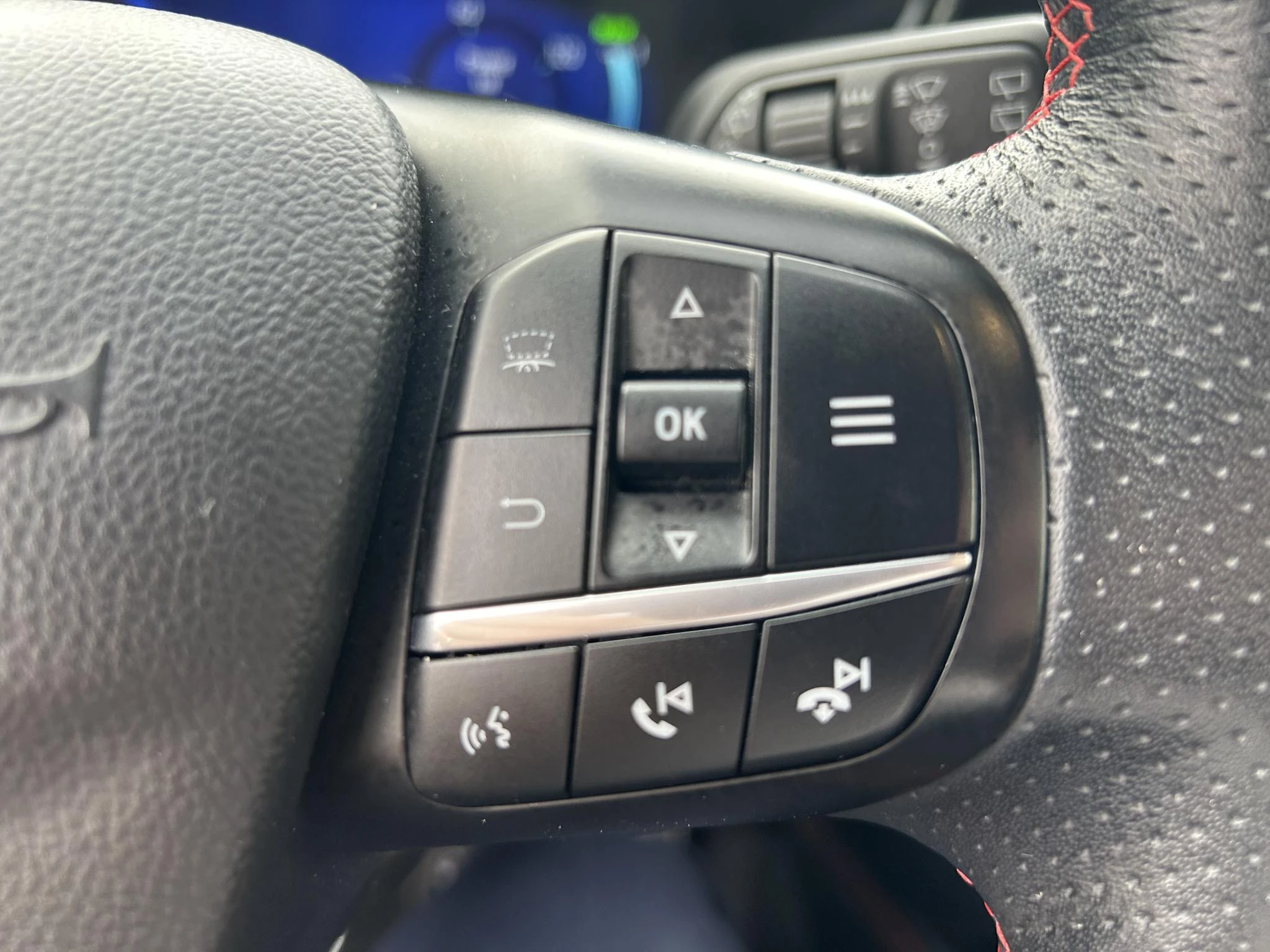 Ford-Kuga-image-14