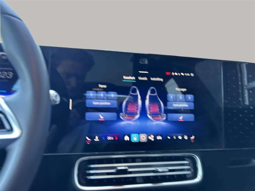 Mercedes-Benz-CLA-image-16