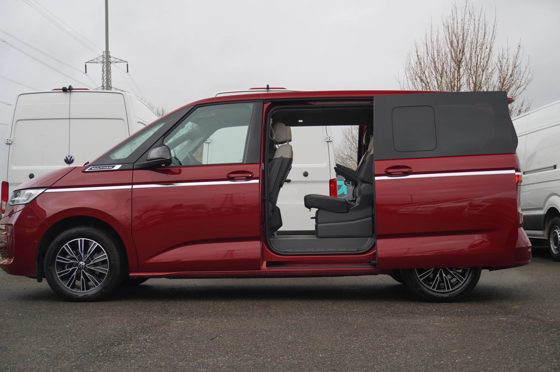 Volkswagen-Multivan-image-37