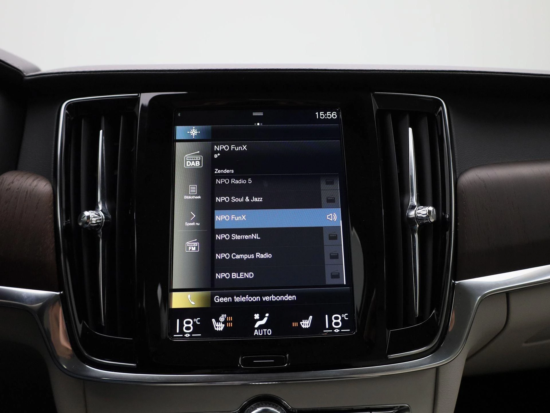 Volvo-V90-image-22