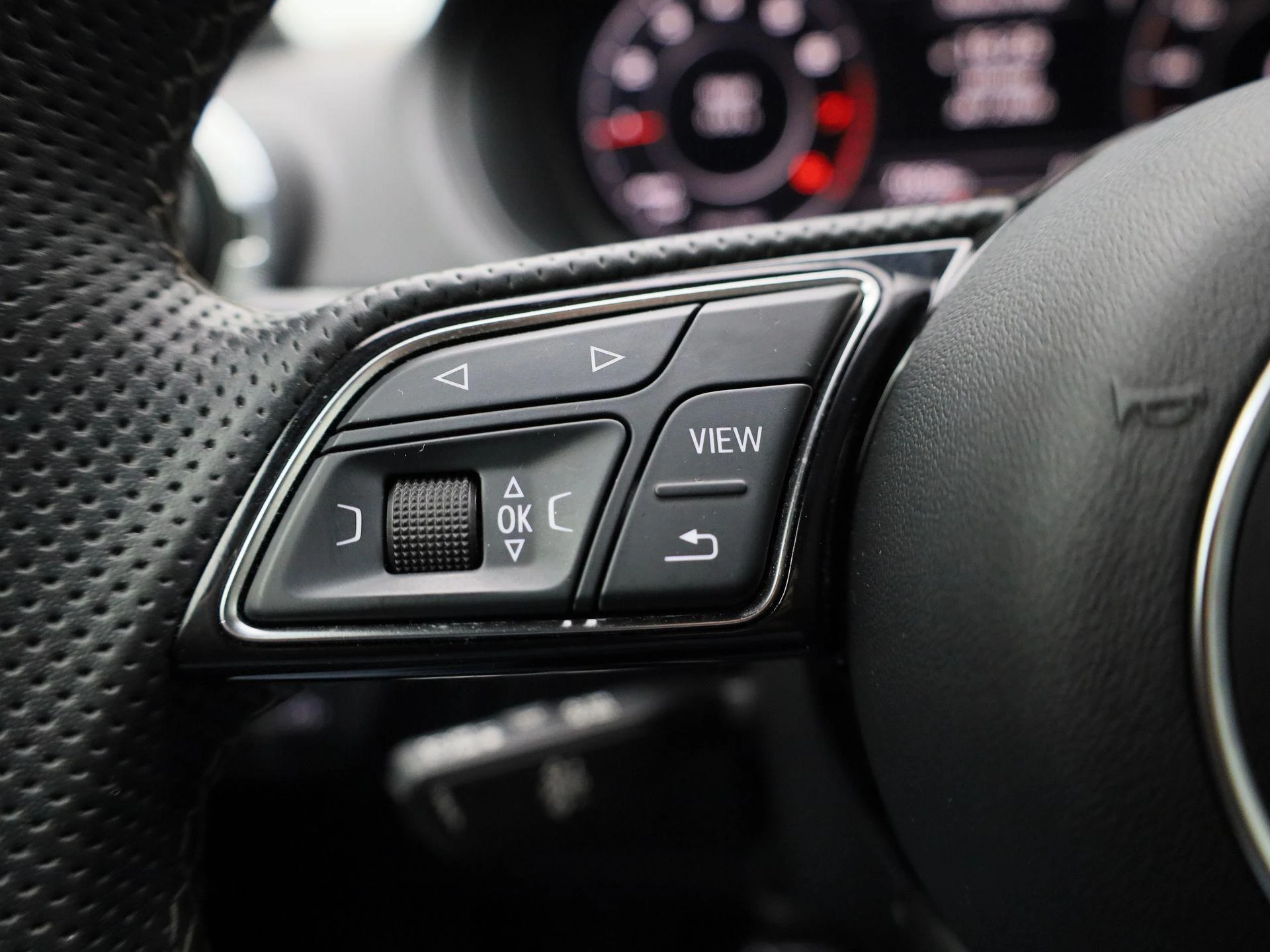 Audi Q2 30 TFSI S Edition