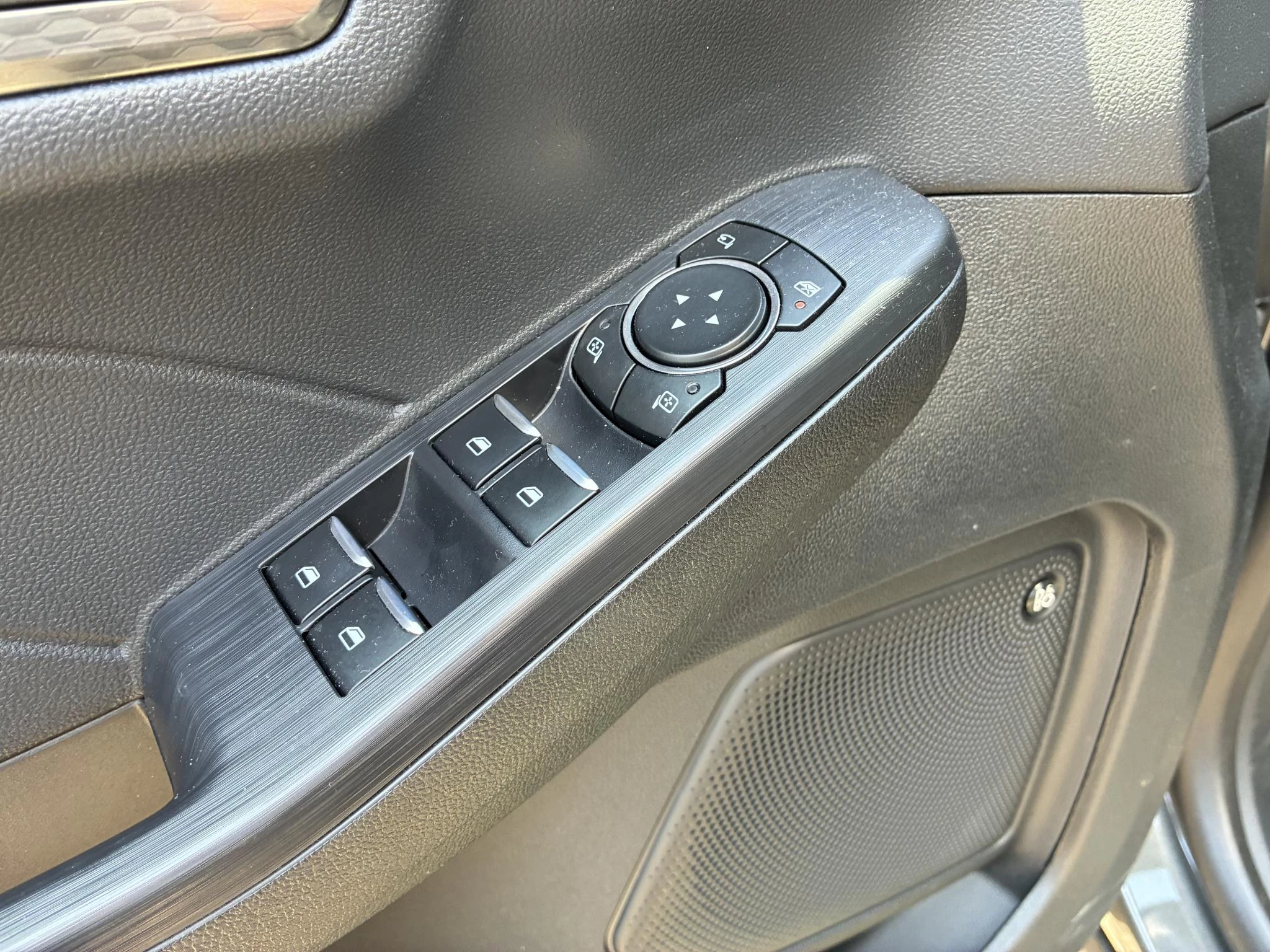 Ford-Kuga-image-13