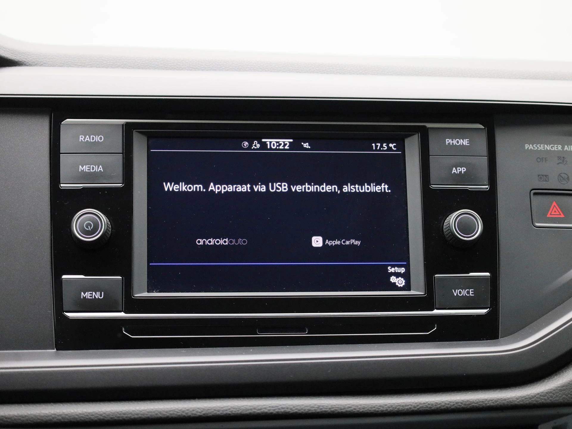 Volkswagen-Polo-image-18