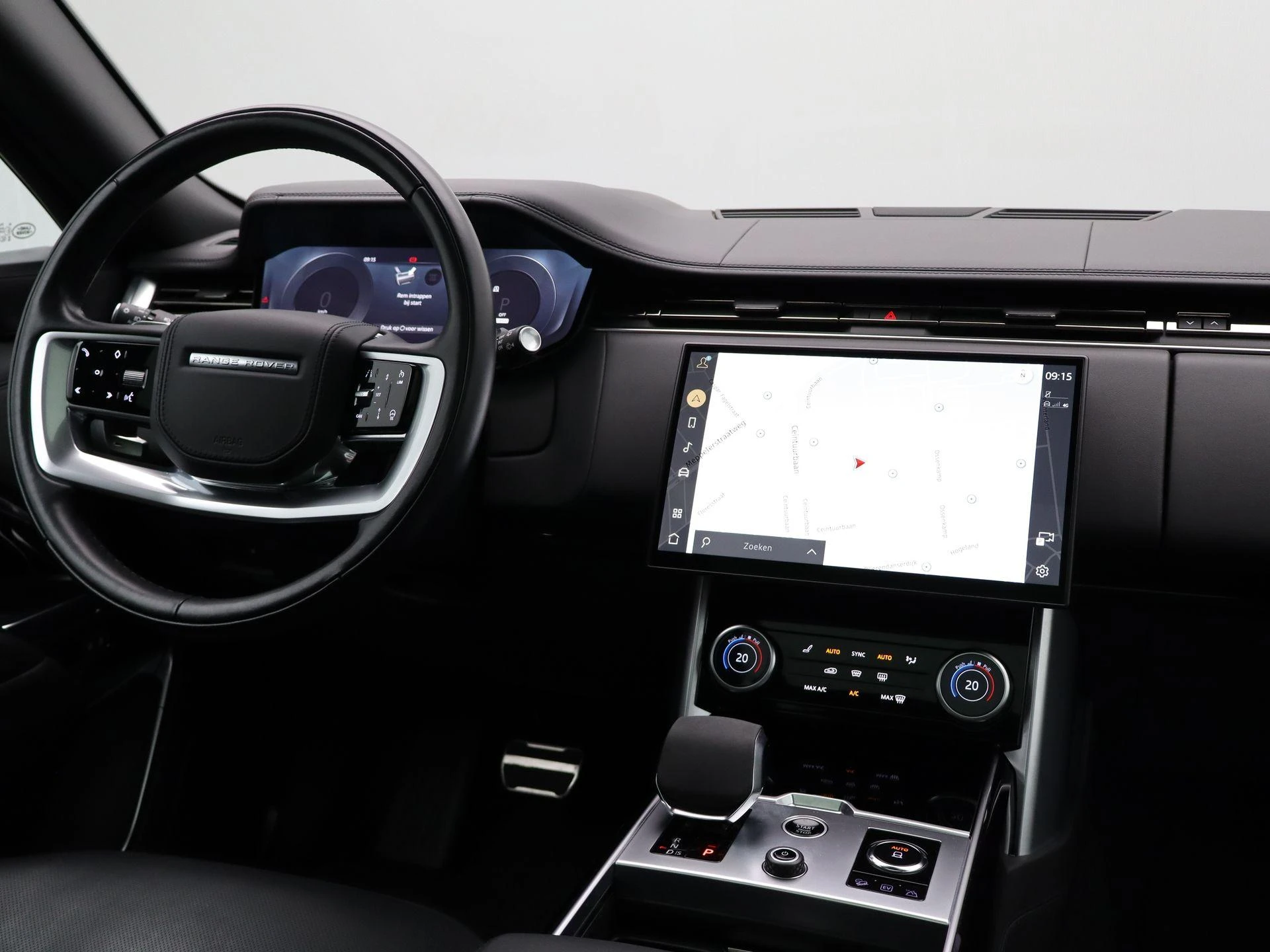 Land Rover-Range Rover-image-39