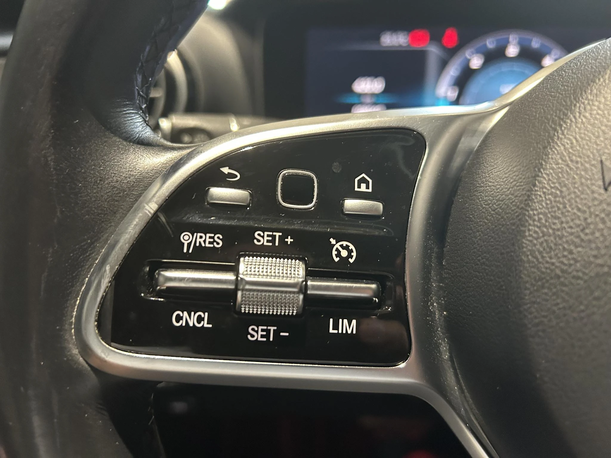 Mercedes-Benz-Classe E-image-18