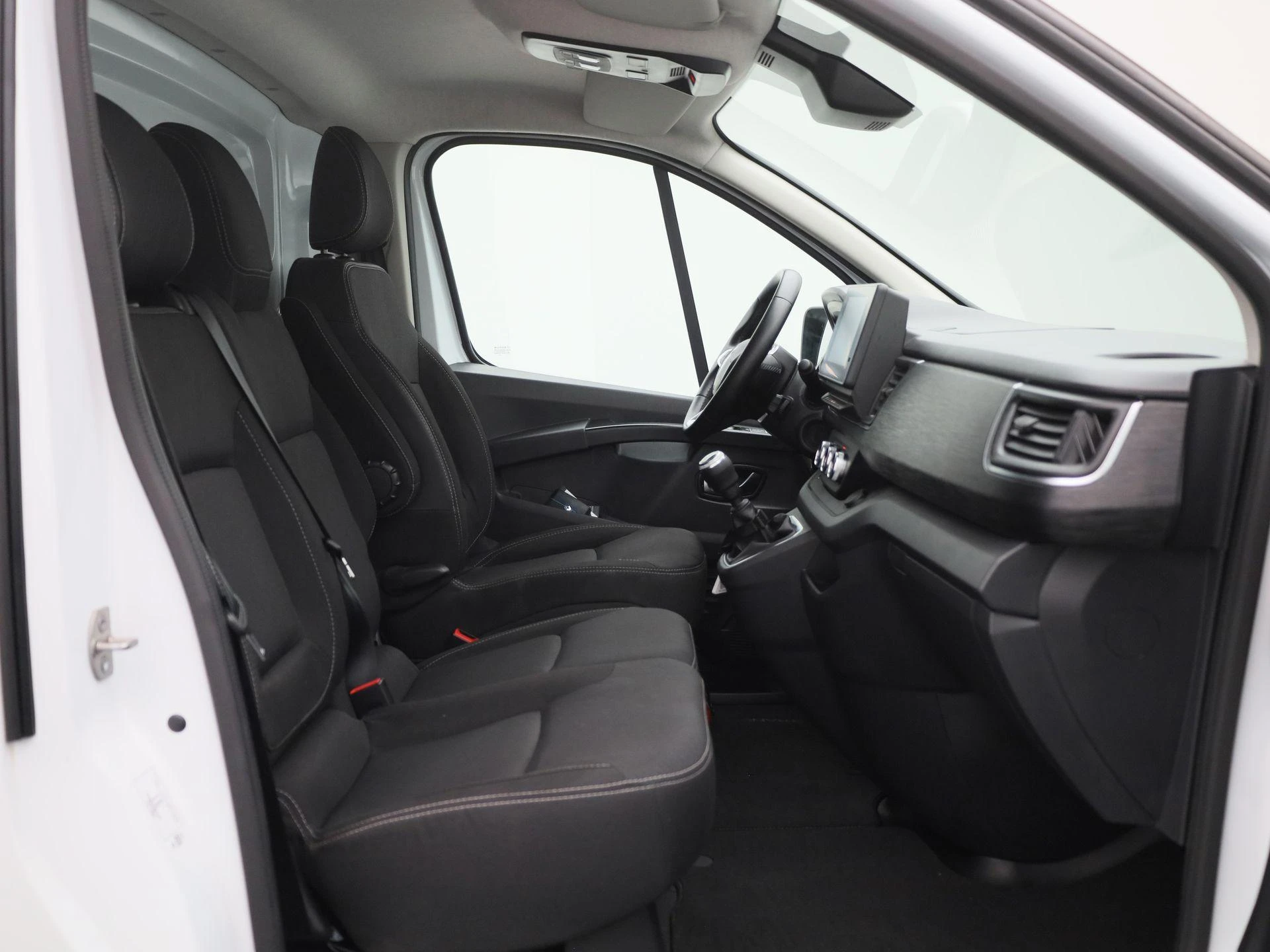 Renault-Trafic-image-11