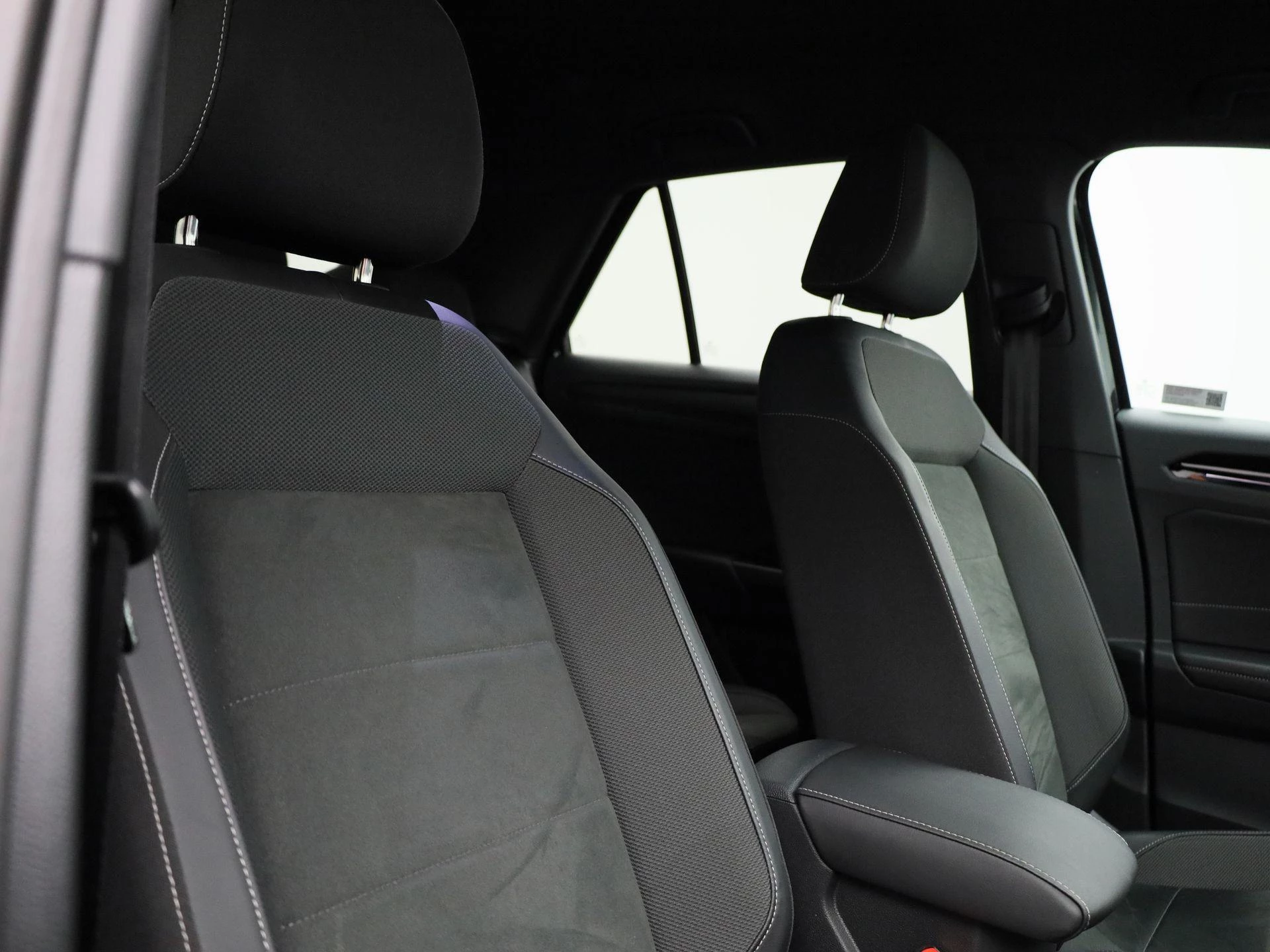 Volkswagen T-Roc 1.5 TSI R-Line 150 PK|