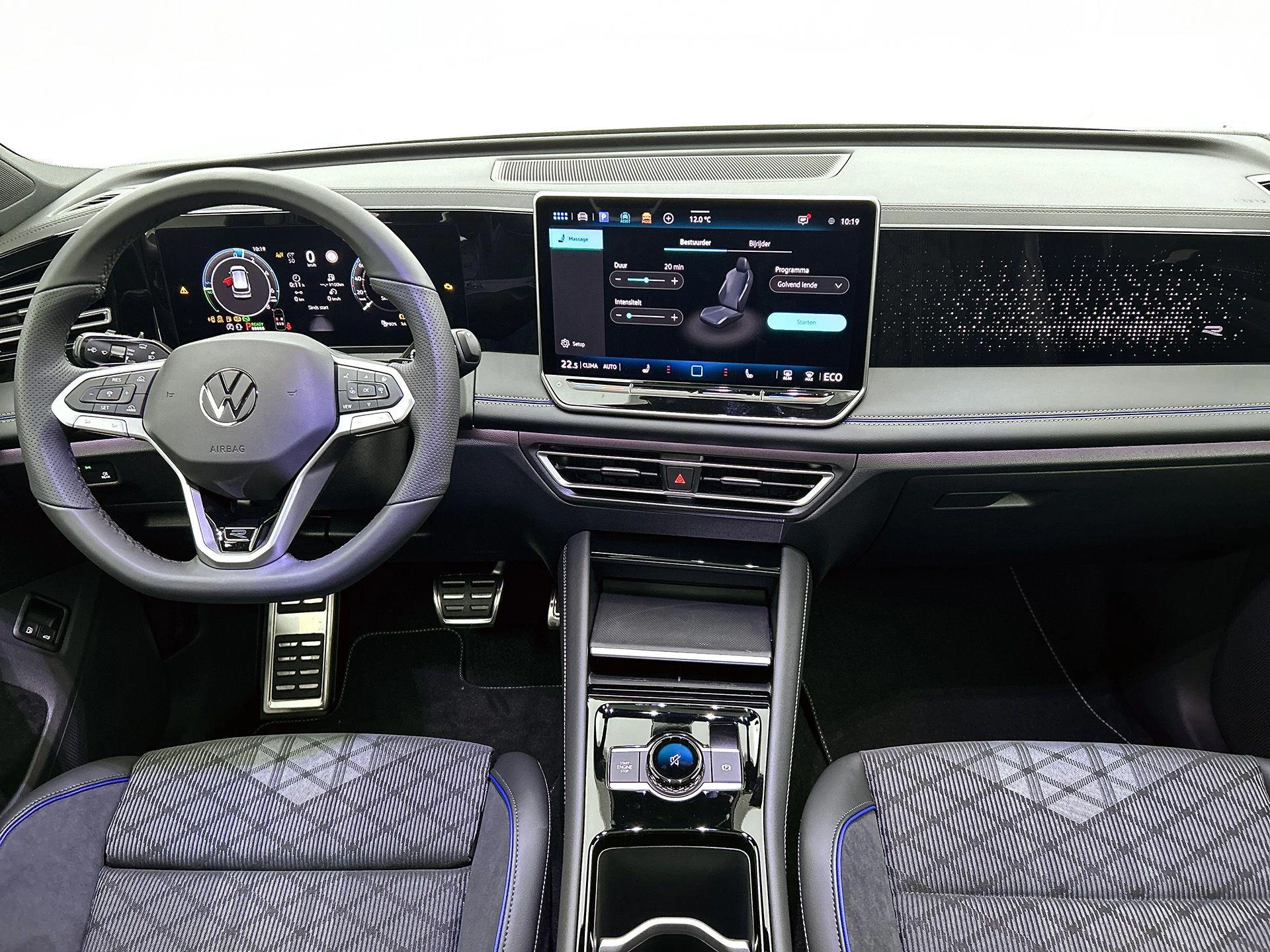 Volkswagen-Tiguan-image-28