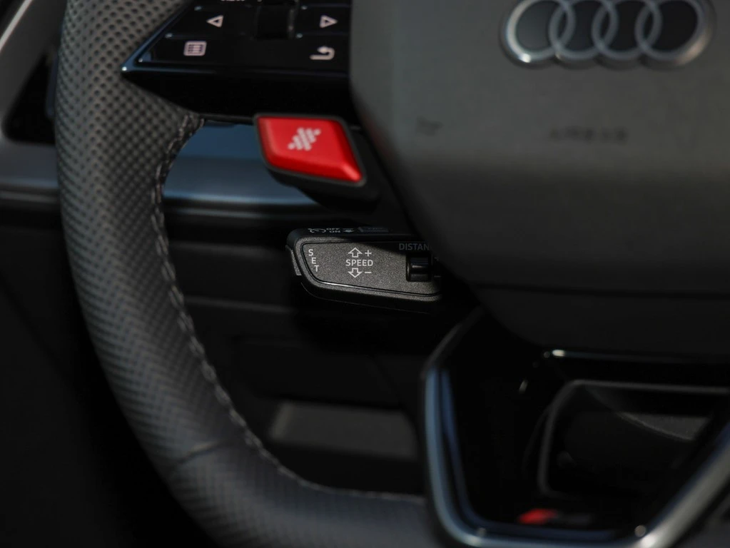 Audi-RS3-image-13