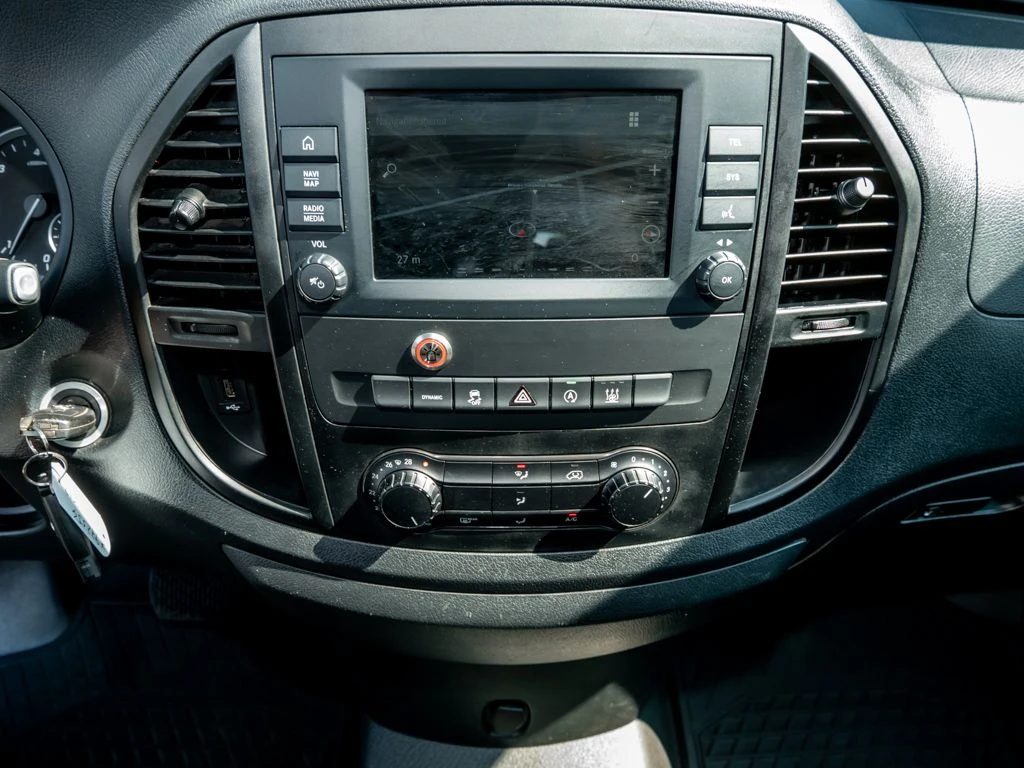 Mercedes-Benz-Vito 114-image-10