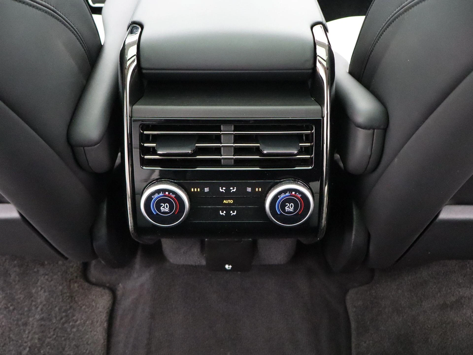 Land Rover-Range Rover Sport-image-43