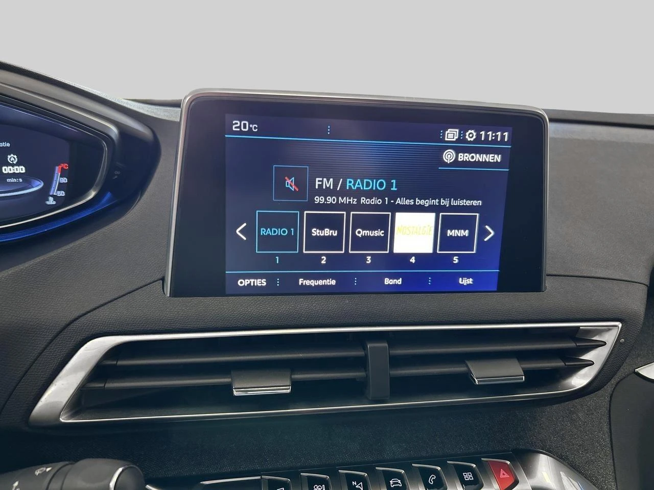 Peugeot-3008-image-11