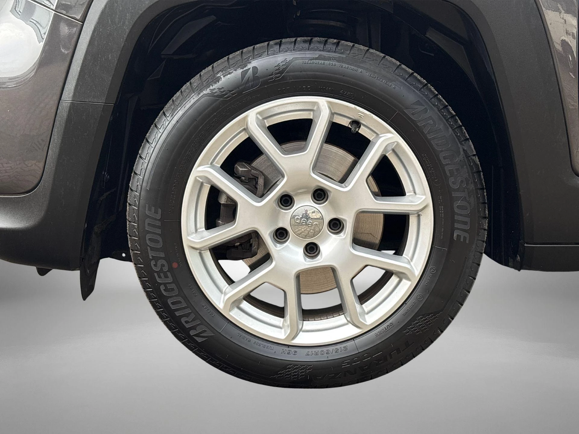 Jeep-Renegade-image-23
