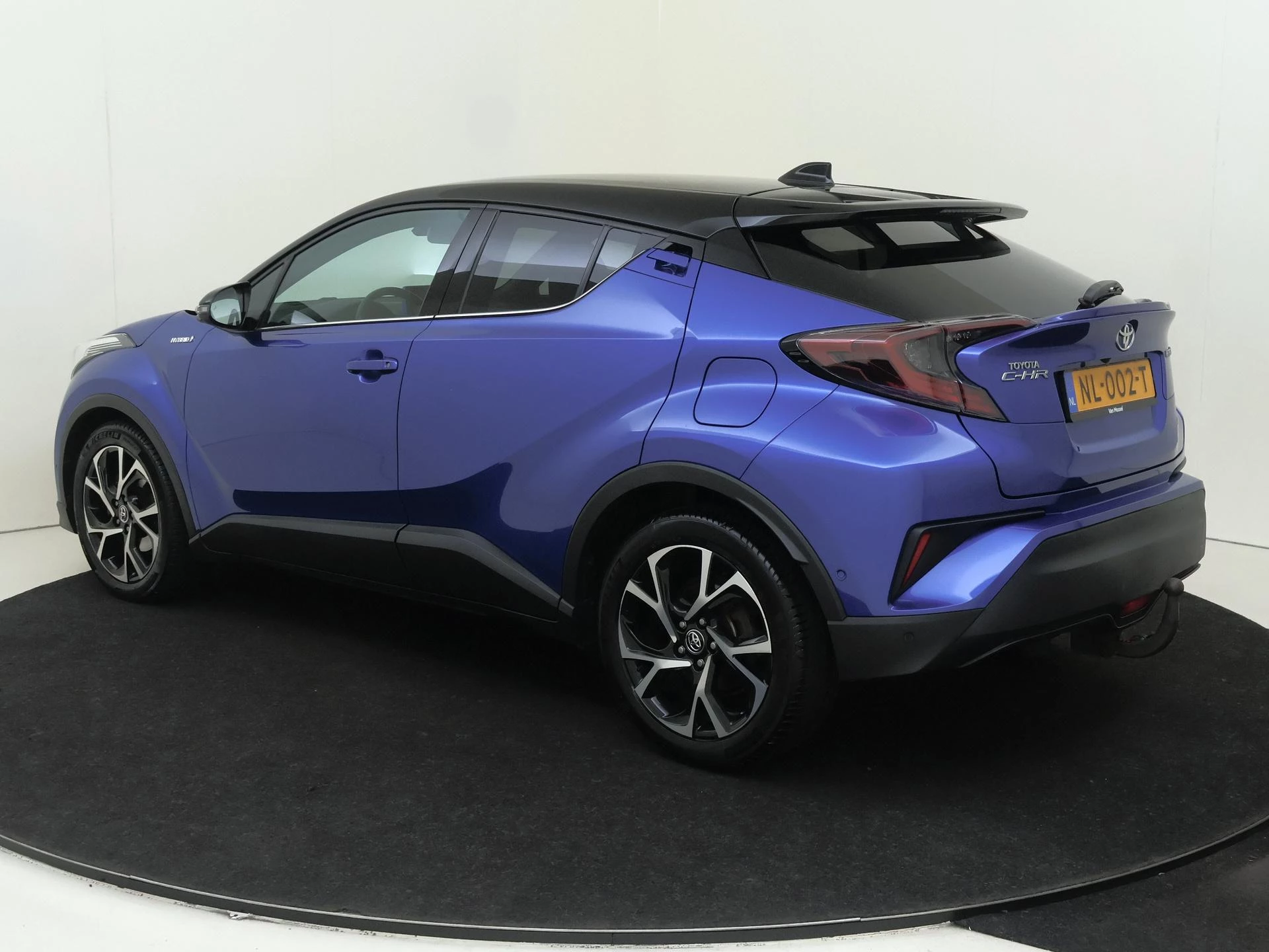 Toyota C-HR 1.8 Hybrid Bi-Tone Plus