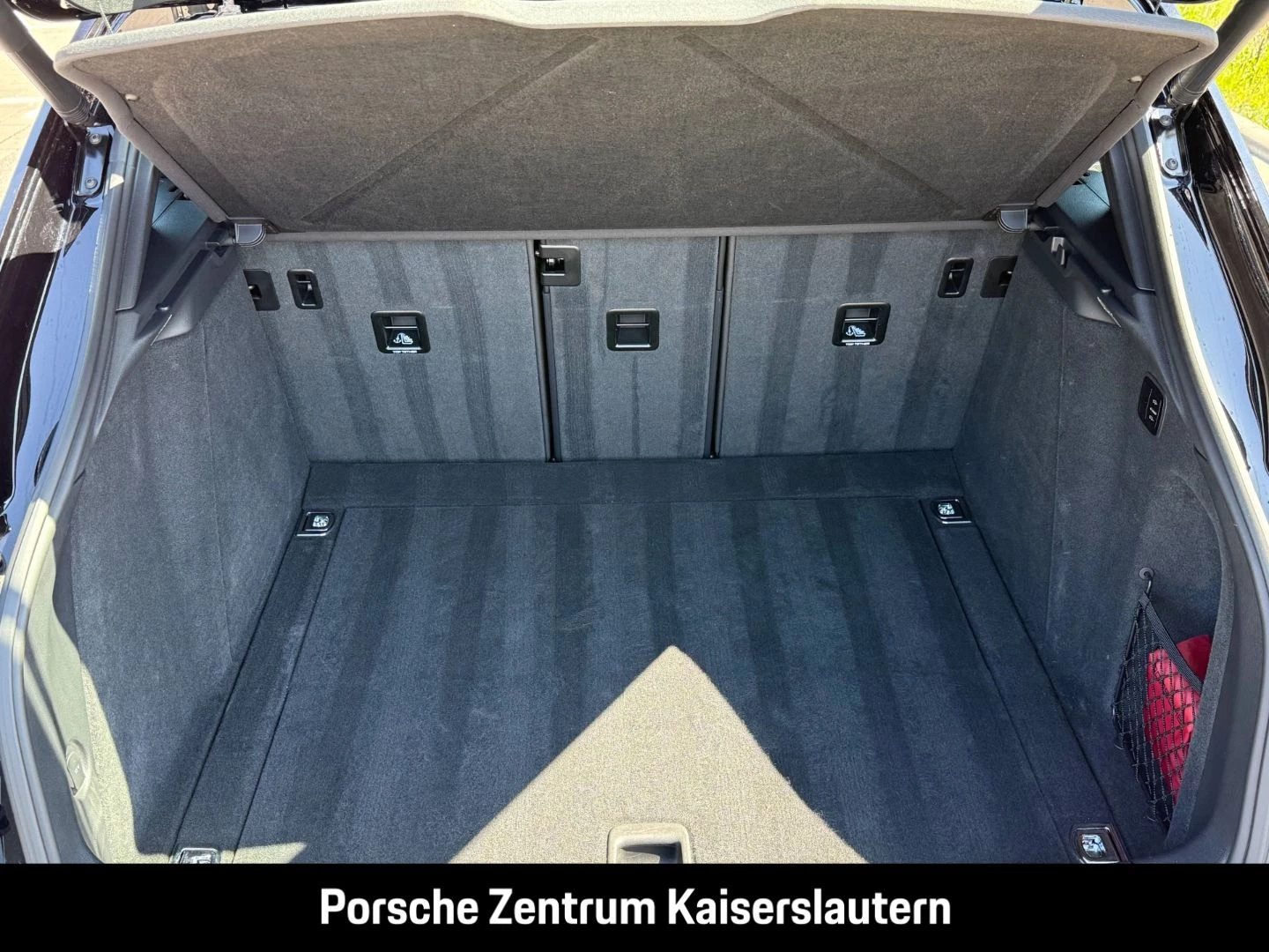 Porsche Macan Sportabgasanlage BOSE Luftfederung 20-Zoll -