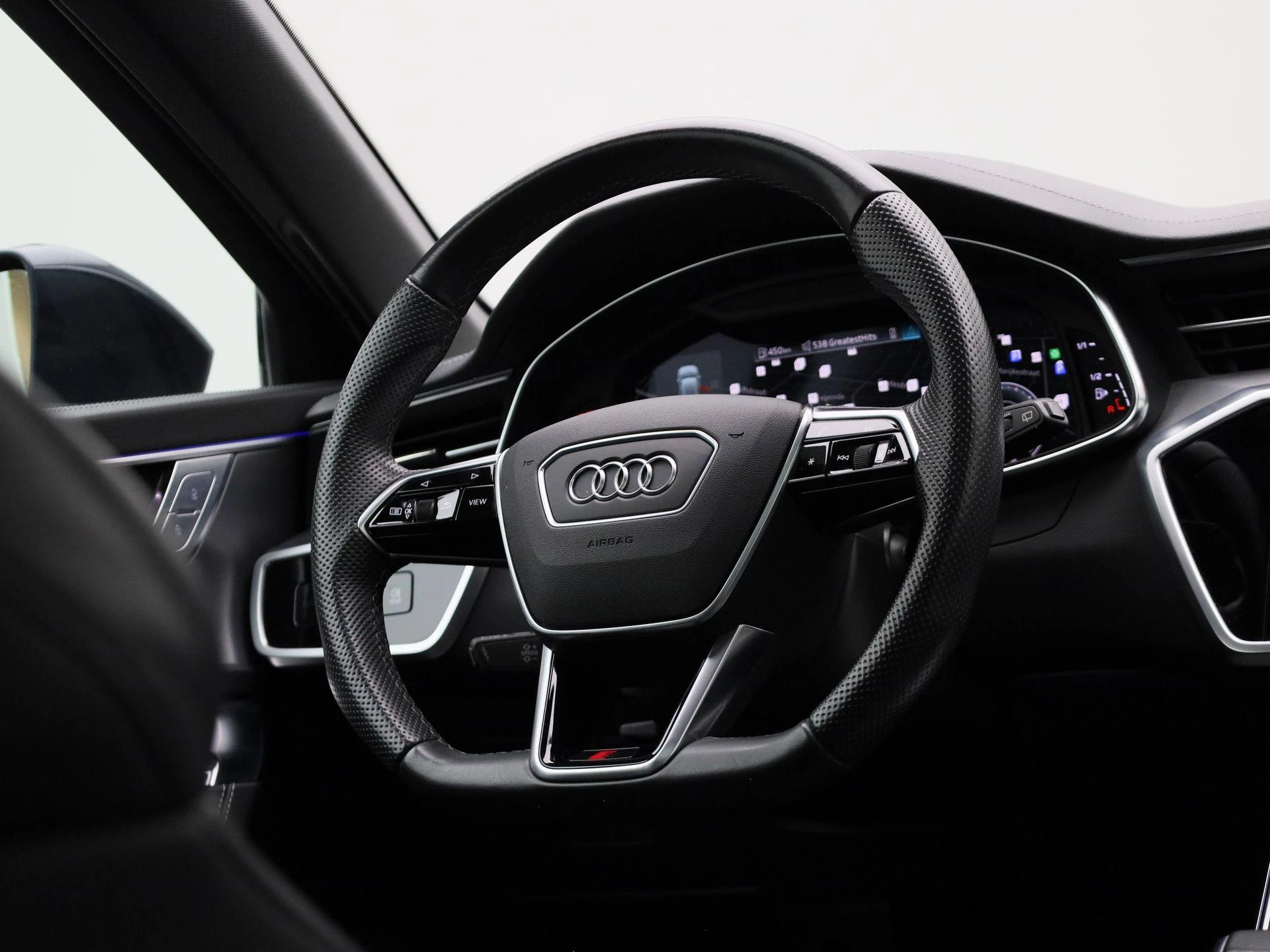 Audi A6 Avant 40 TFSI Advanced edition