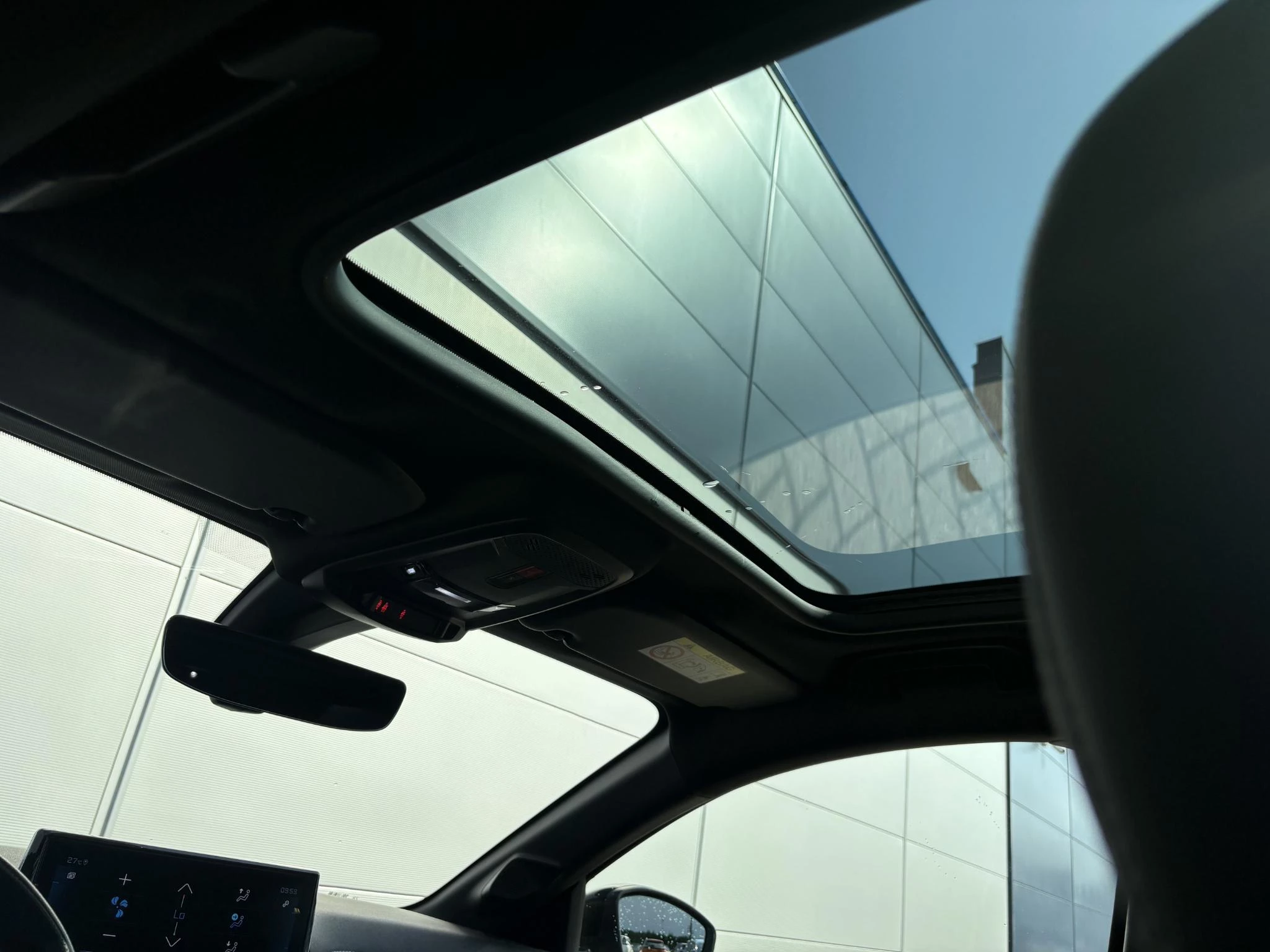 Peugeot-208-image-21