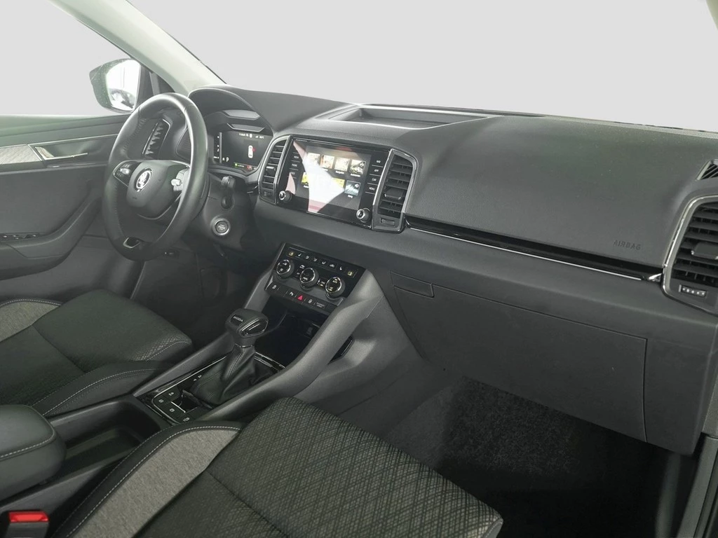 Škoda Karoq 1.5 TSI DSG Selection Navi/AHK/LED