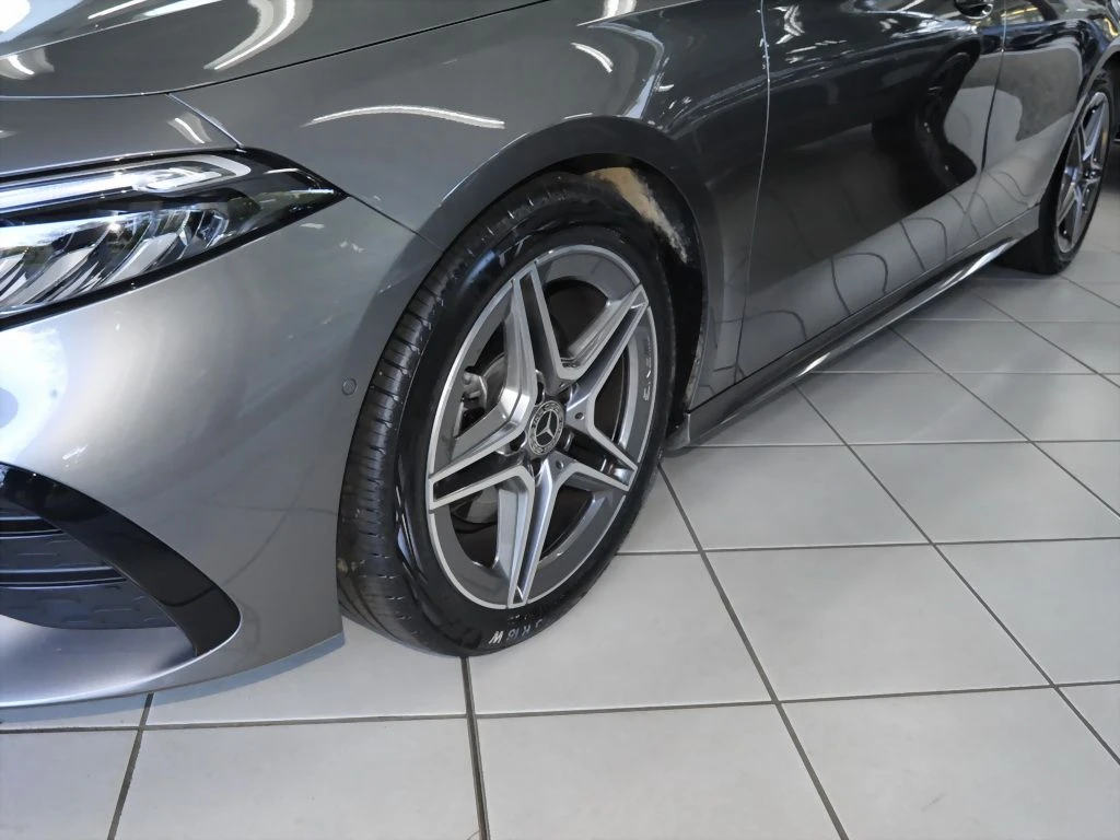 Mercedes-Benz-A-Klasse 200-image-6