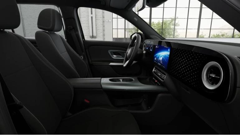 Mercedes-Benz-GLB-image-9