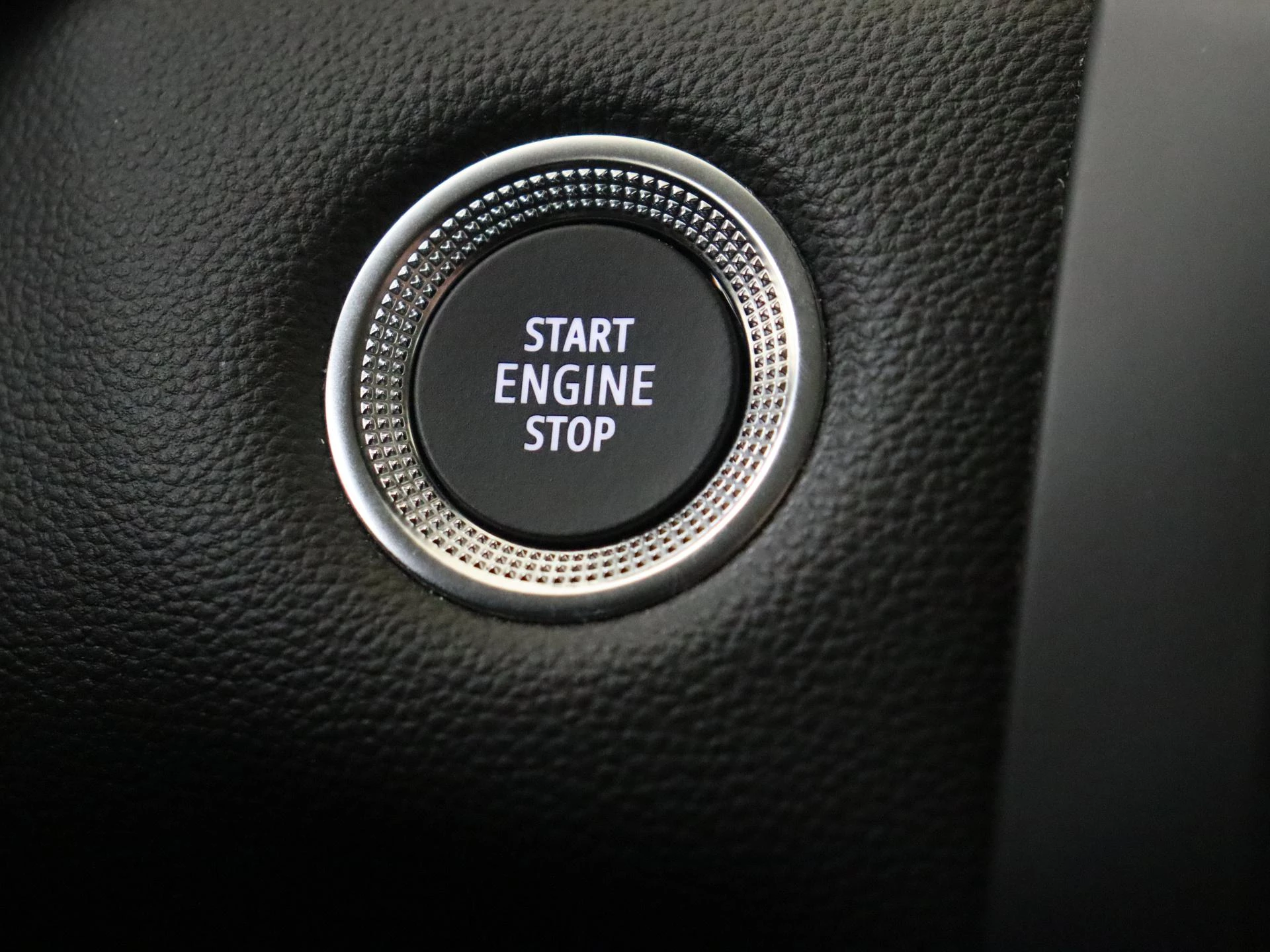 Renault-Captur-image-25