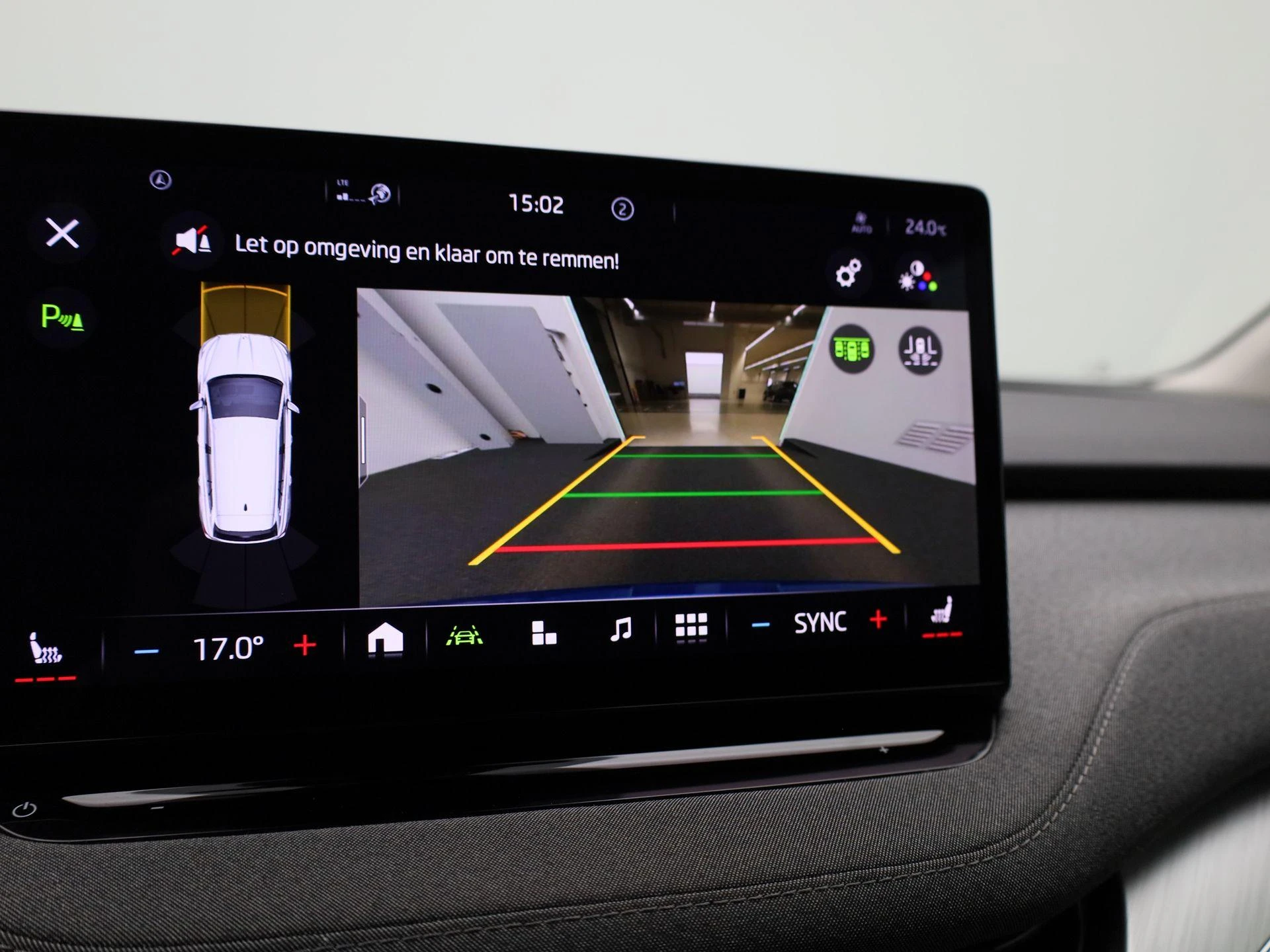 Škoda-Enyaq iV-image-19
